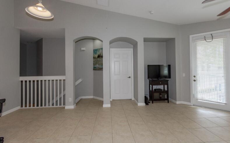THOUSAND OAKS - Residential