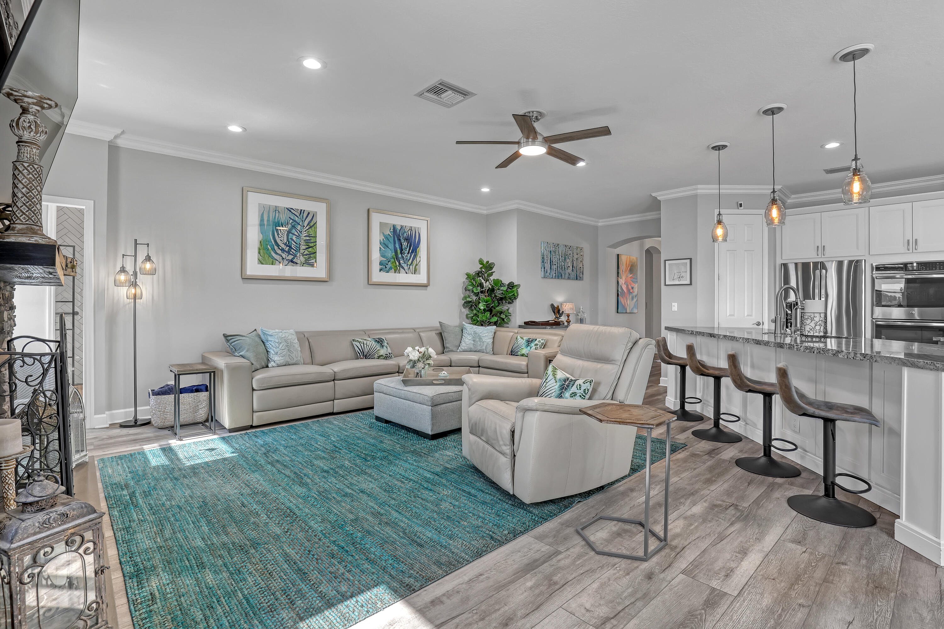 STONEHAVEN PUD - Residential Lease