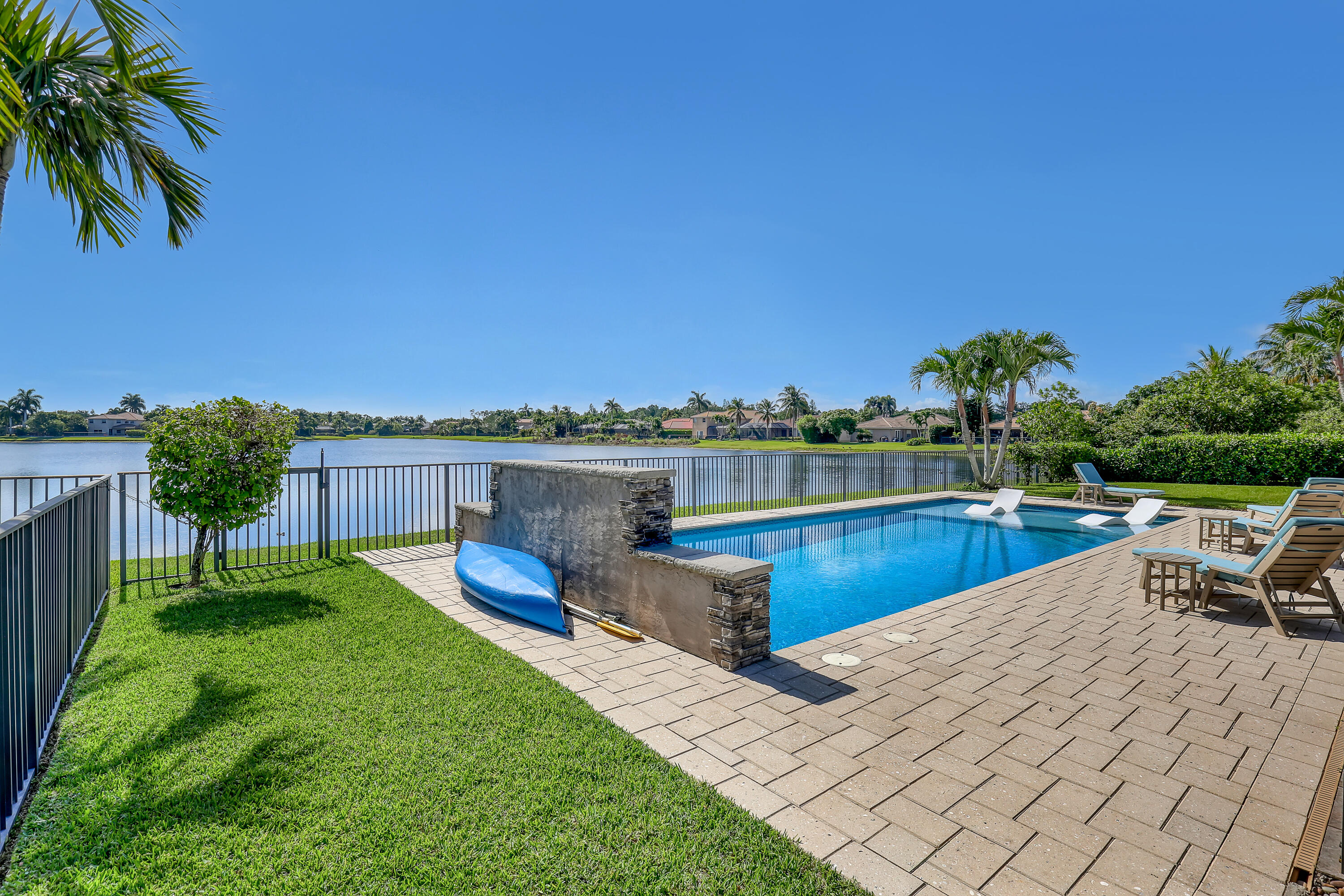 STONEHAVEN PUD - Residential Lease