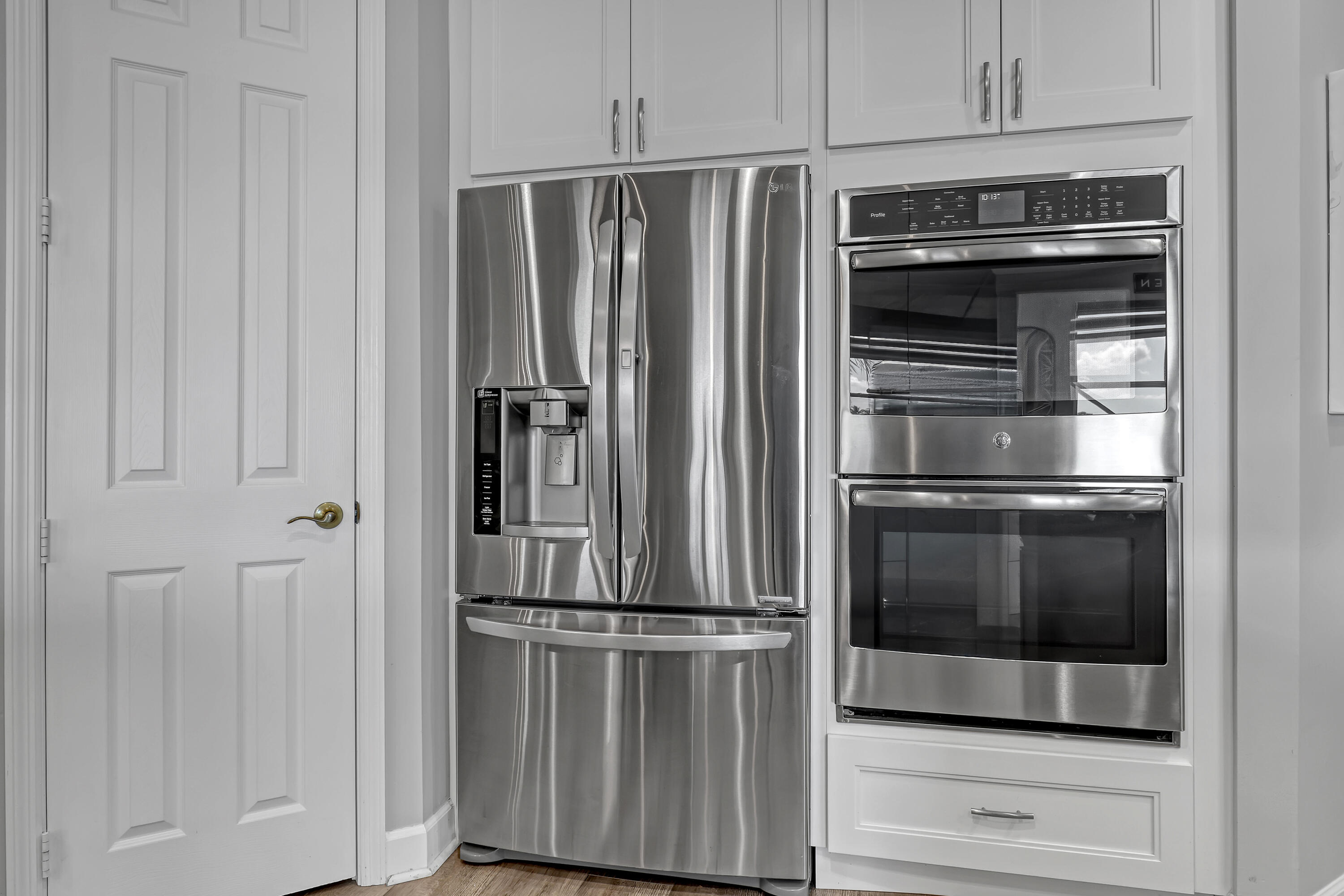STONEHAVEN PUD - Residential Lease
