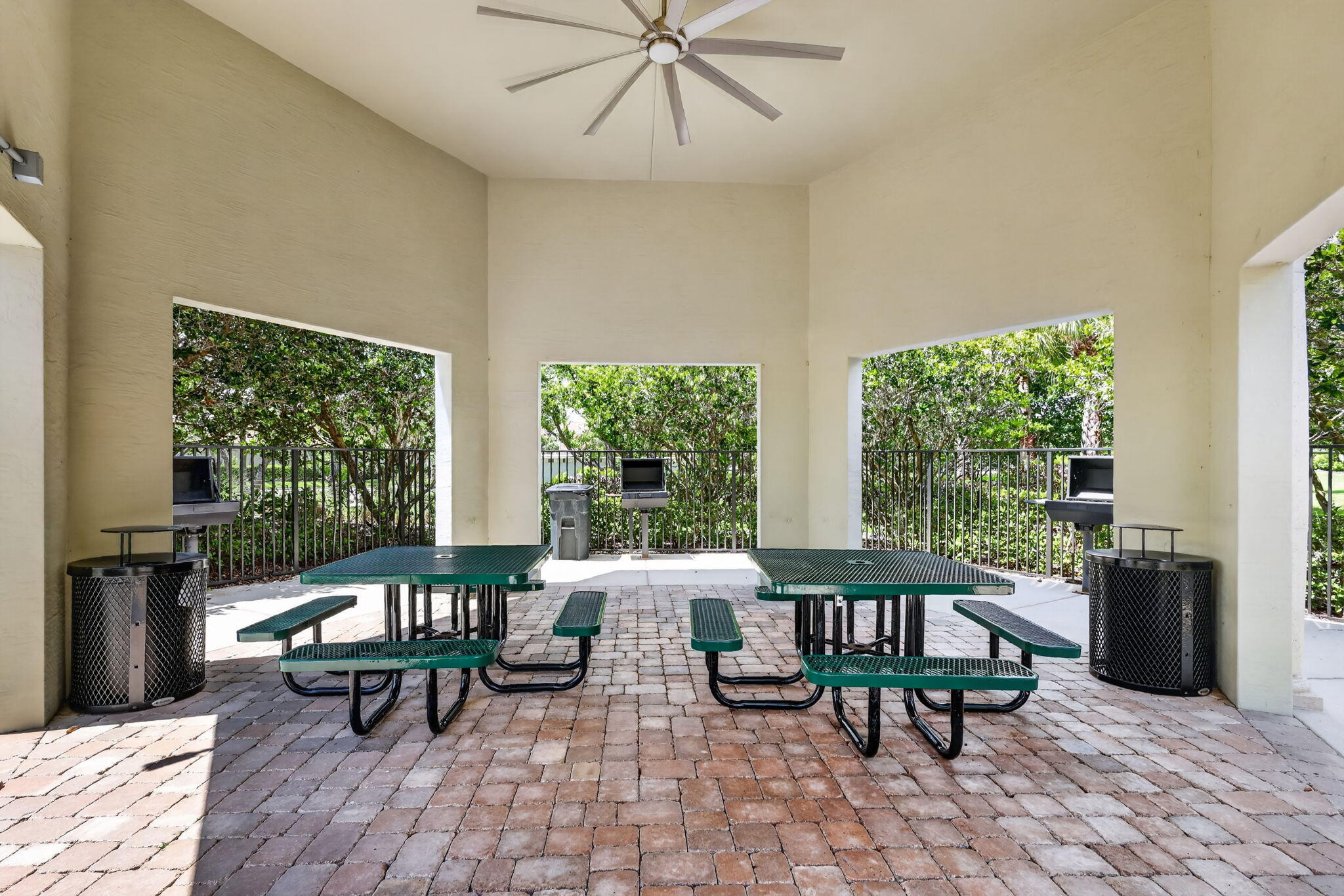 VIZCAYA FALLS PLAT 3 - Residential