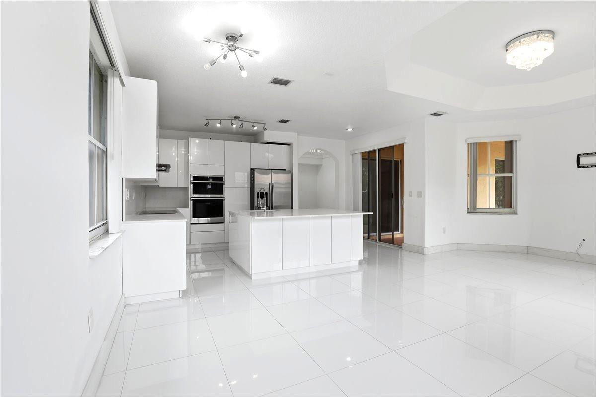 NAUTICA PLAT - Residential Lease