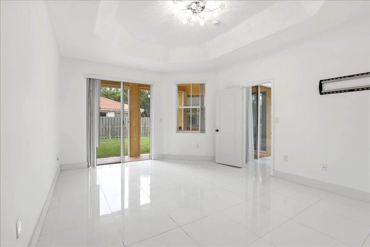 NAUTICA PLAT - Residential Lease