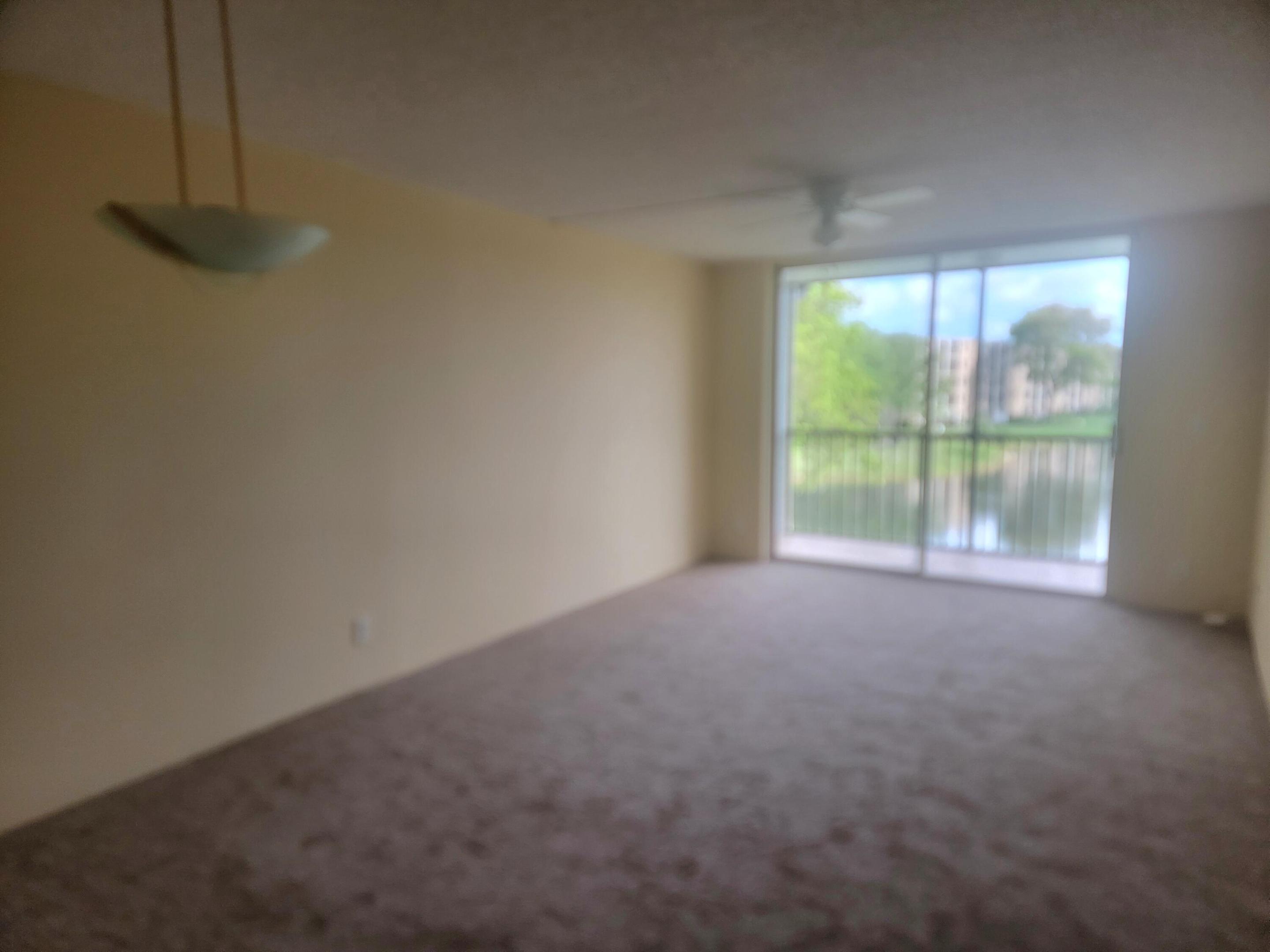 CASCADES OF LAUDERHILL - Residential Lease