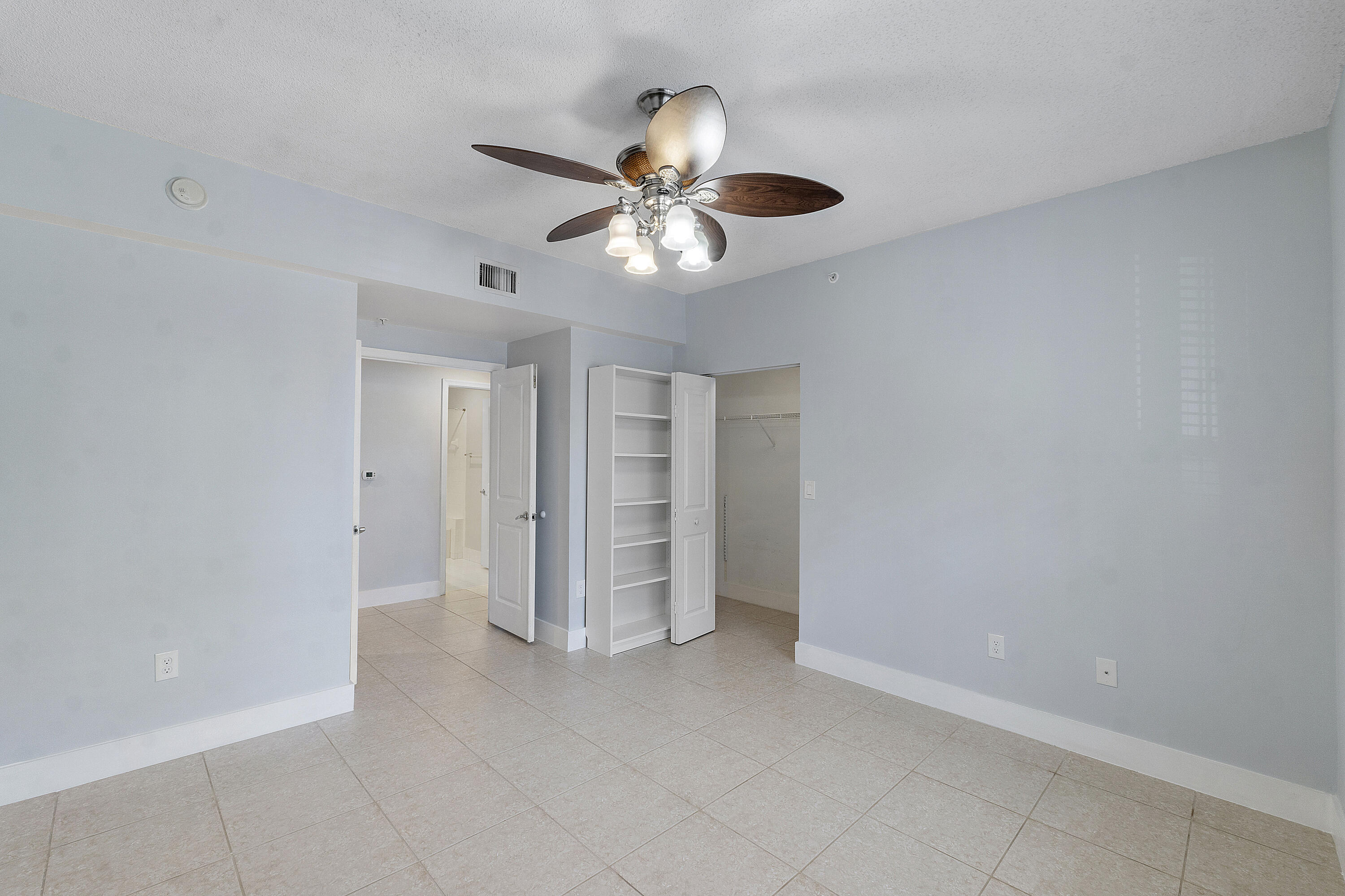 EL-AD POINCIANA CONDO - Residential Lease