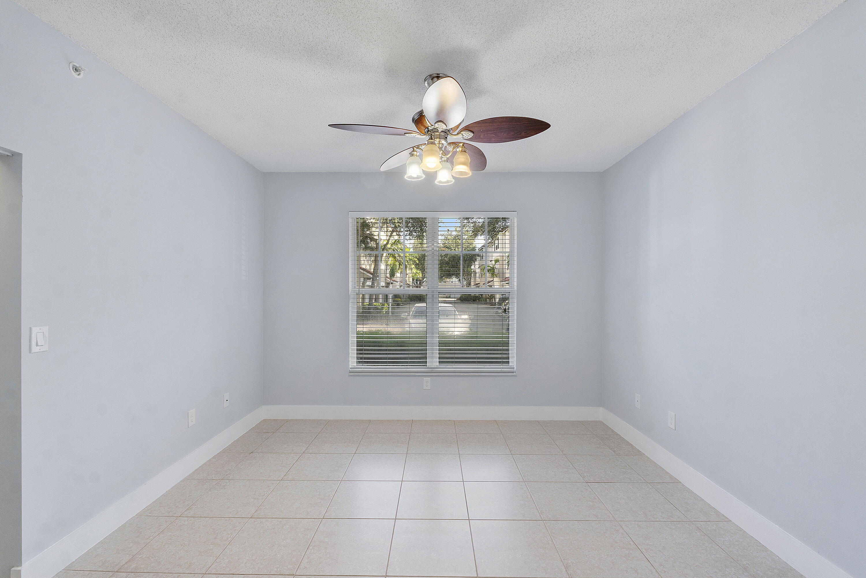 EL-AD POINCIANA CONDO - Residential Lease