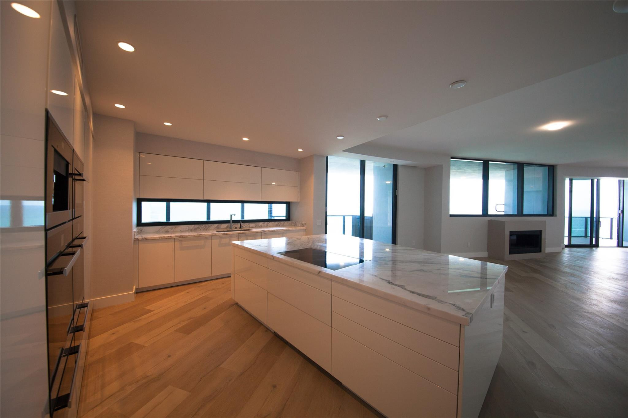 Porsche Design Condo - Residential