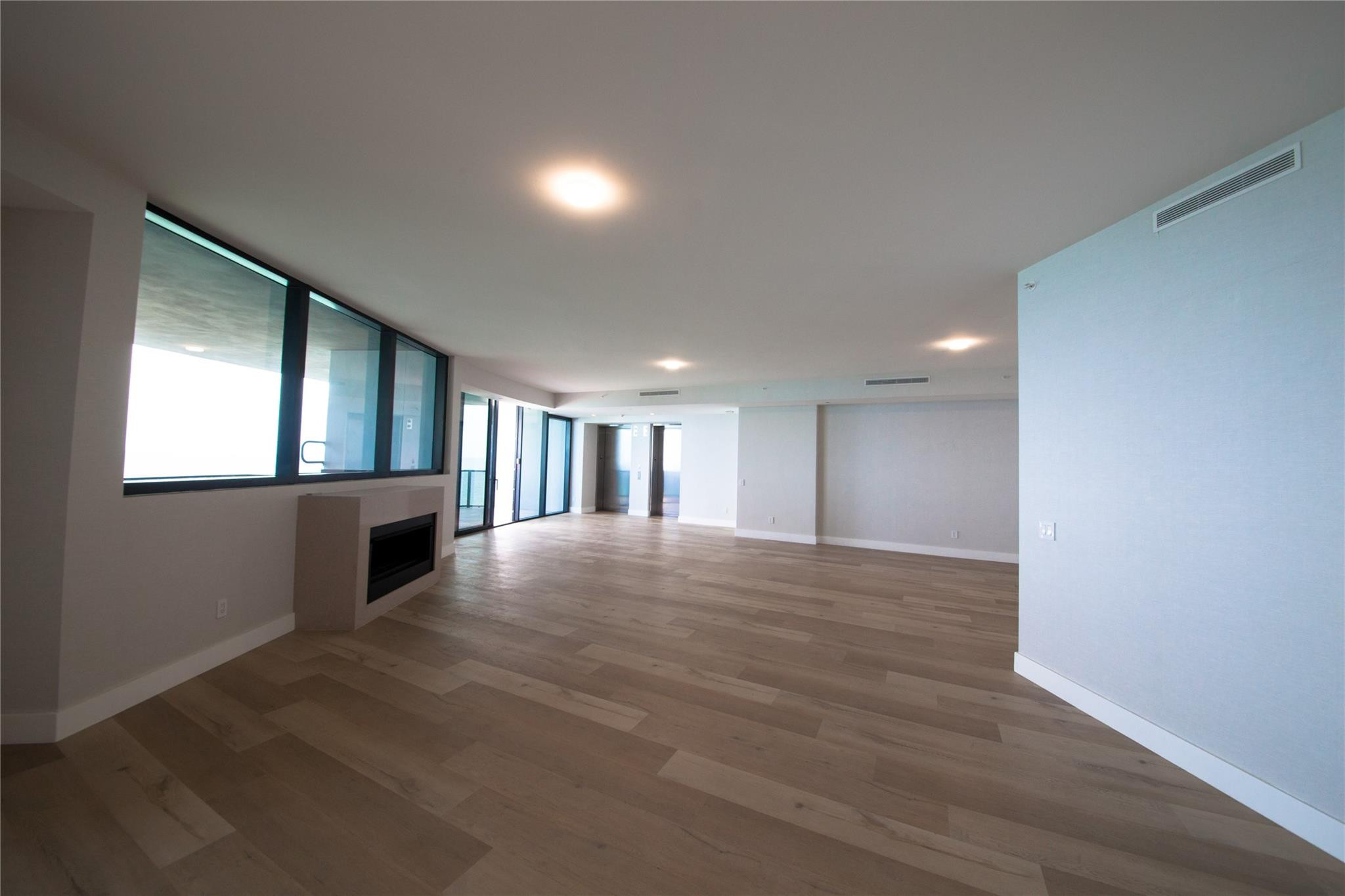 Porsche Design Condo - Residential