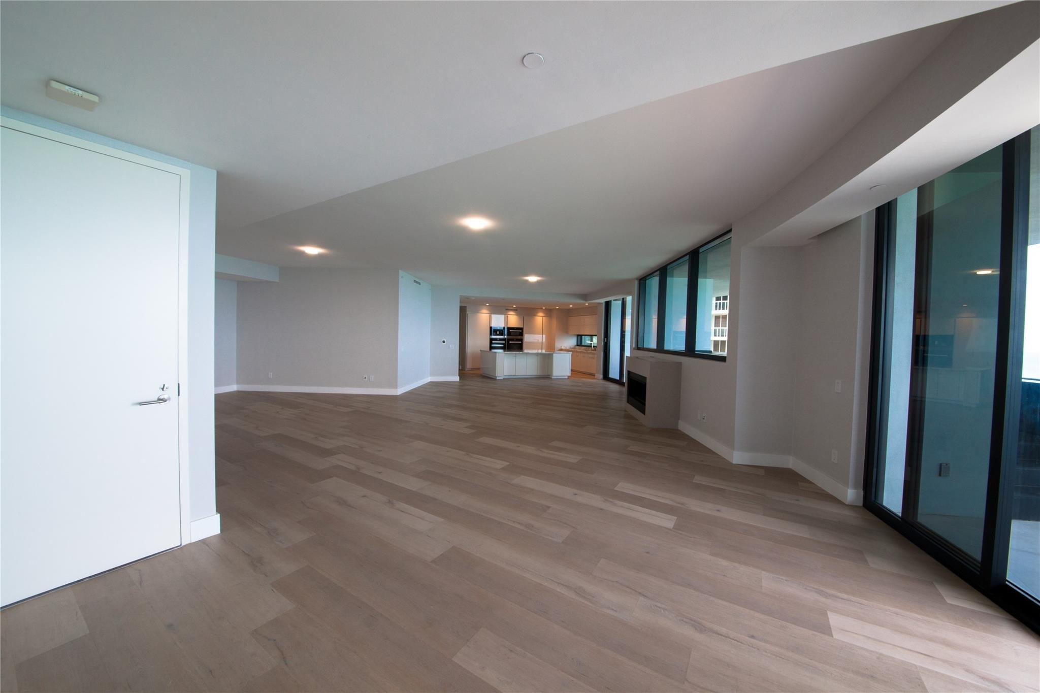 Porsche Design Condo - Residential