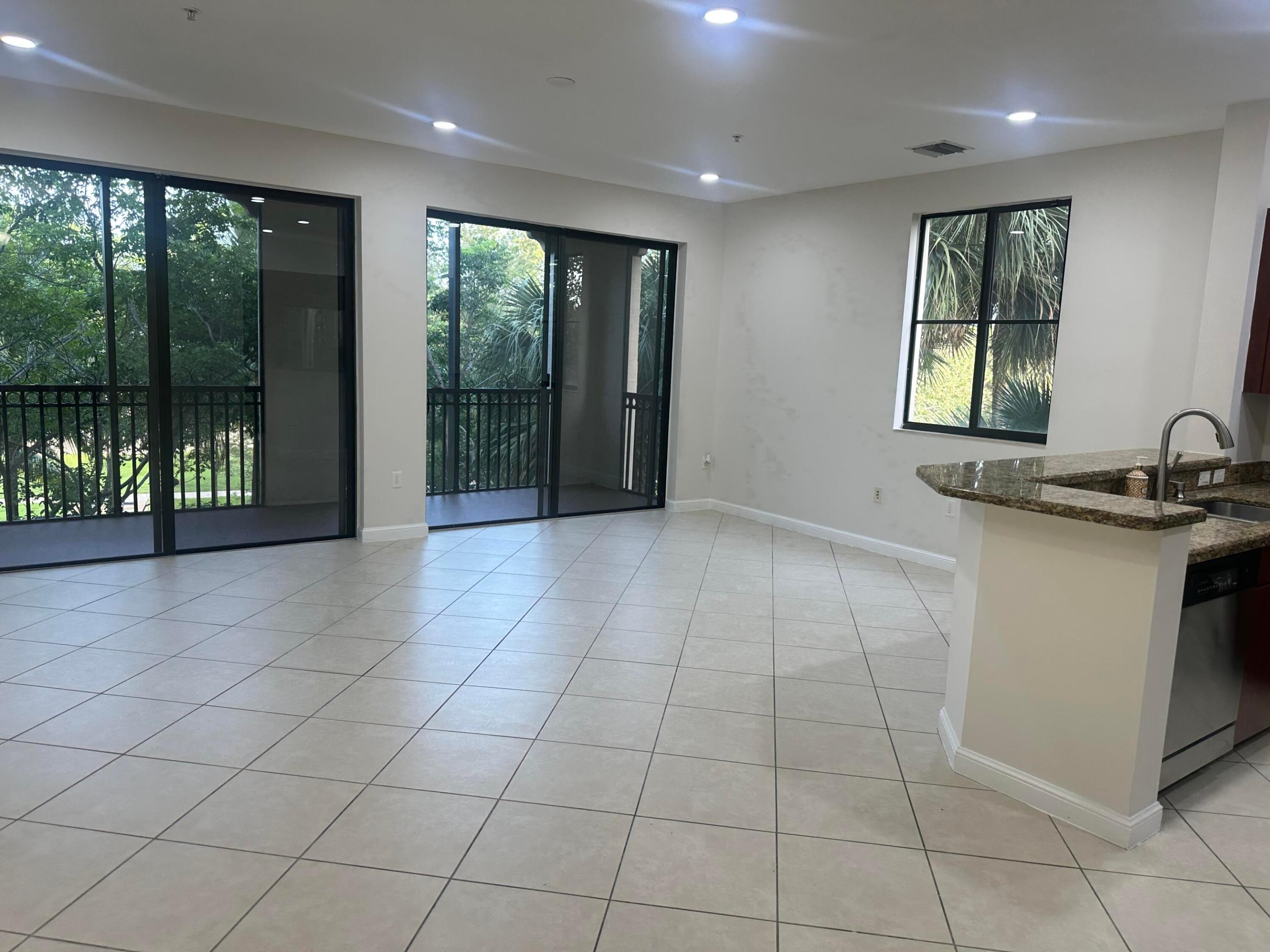 VILLA FLORA CONDO - Residential