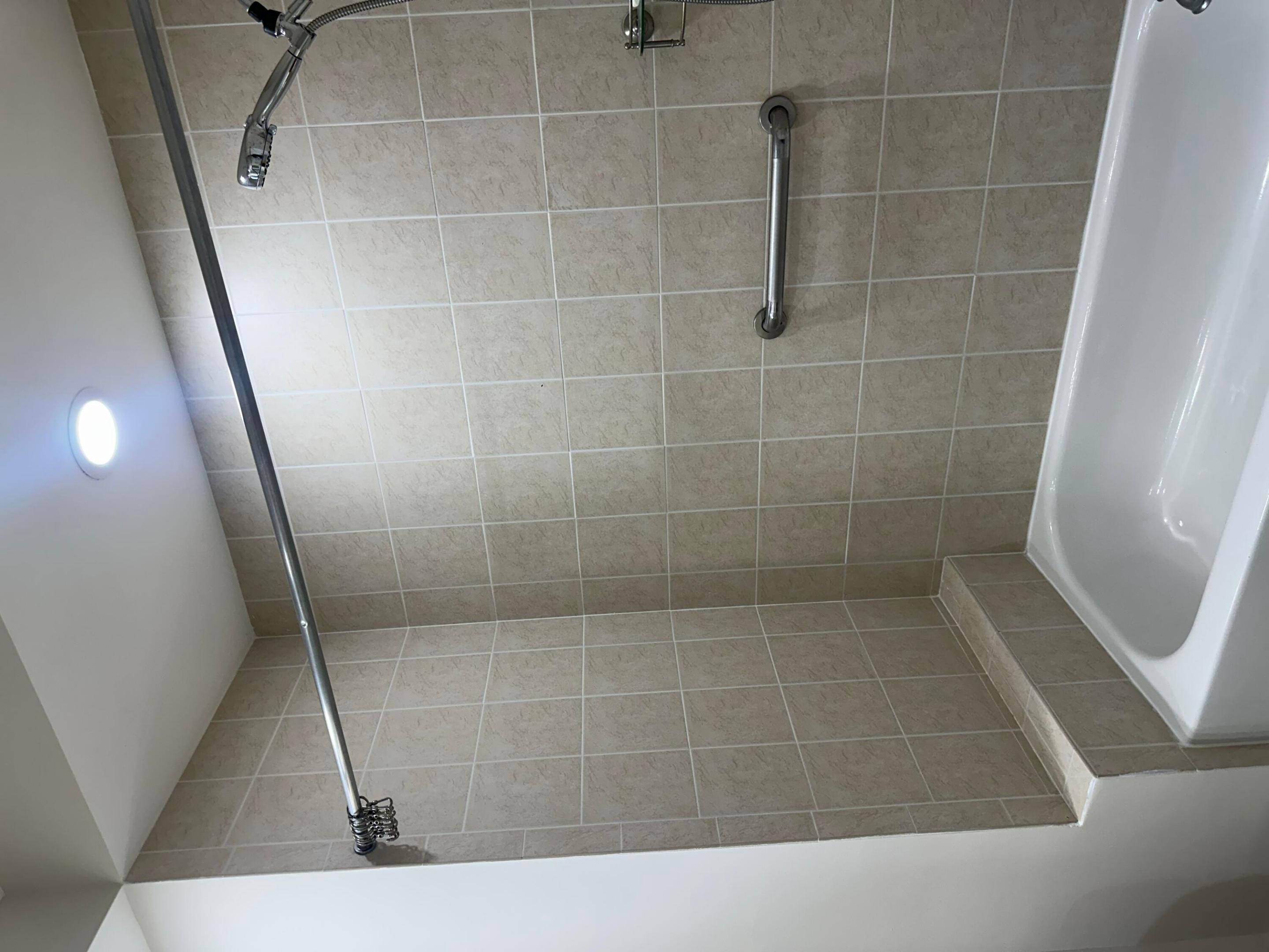 VILLA FLORA CONDO - Residential