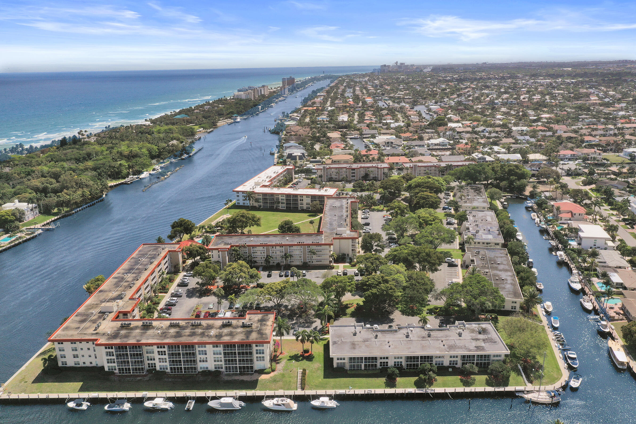 PALM-AIRE AT CORAL KEY GARDEN - Residential