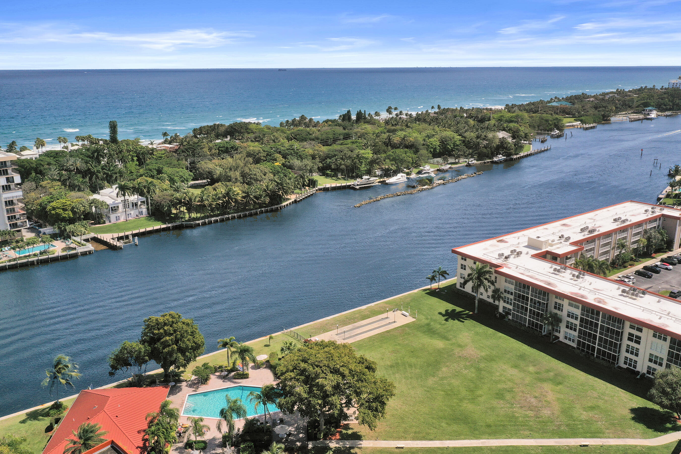 PALM-AIRE AT CORAL KEY GARDEN - Residential