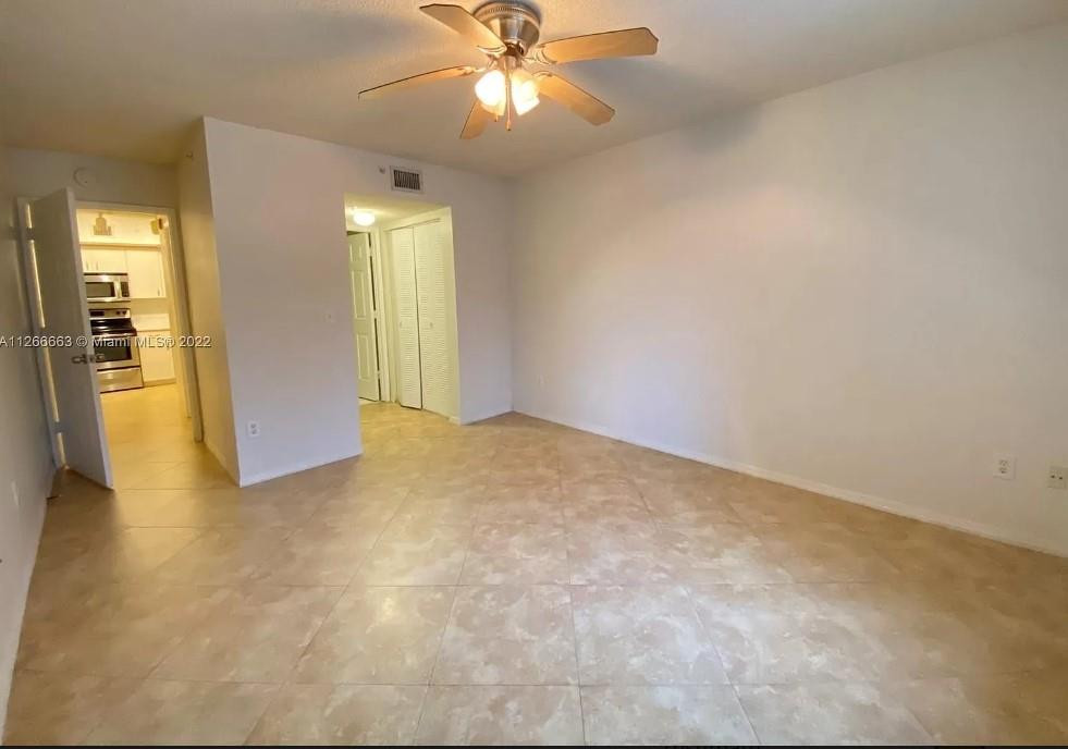 ROYAL GRAND CONDO - Residential Lease