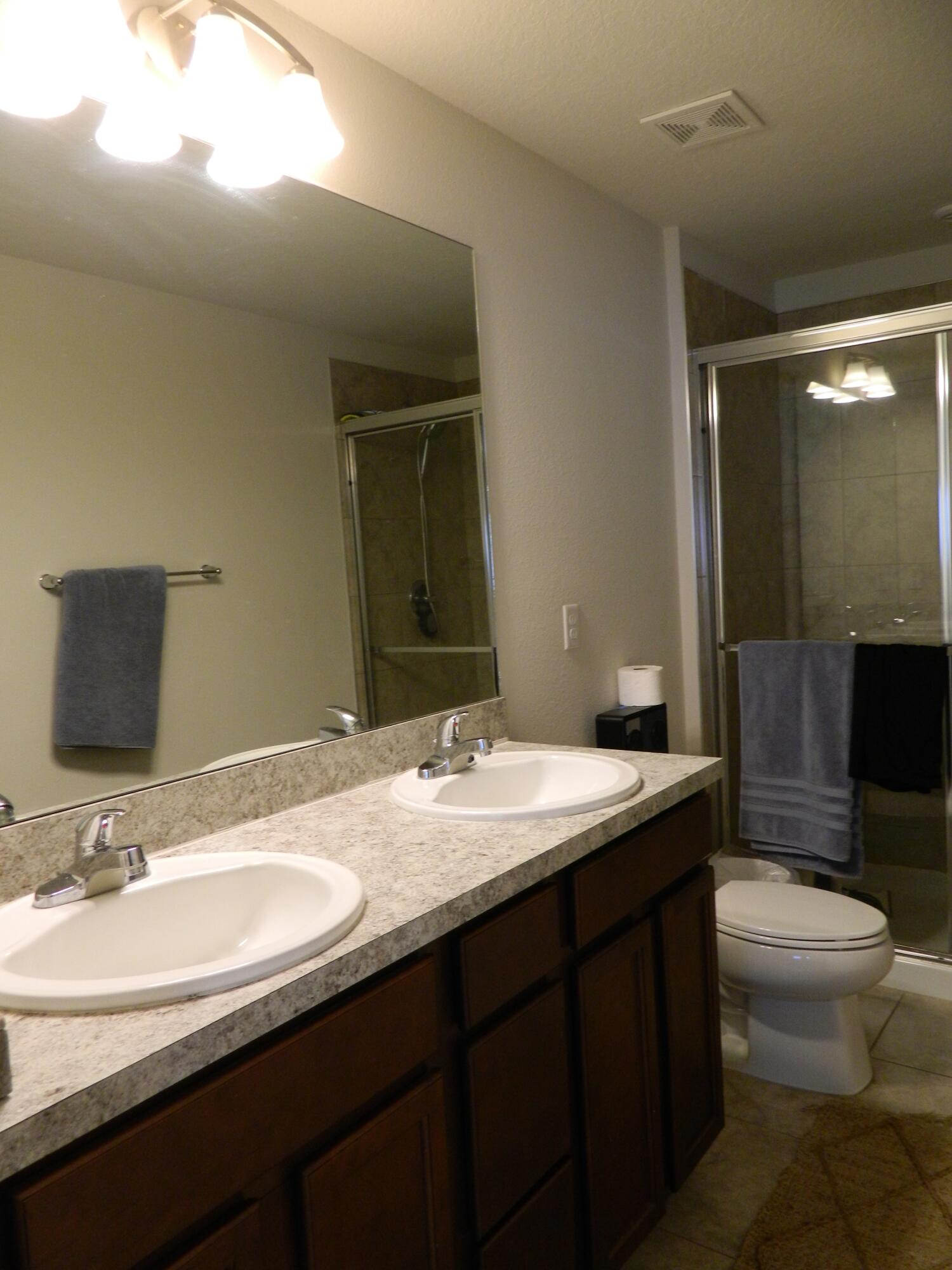 MAGNOLIA TOWNHOMES - Residential Lease