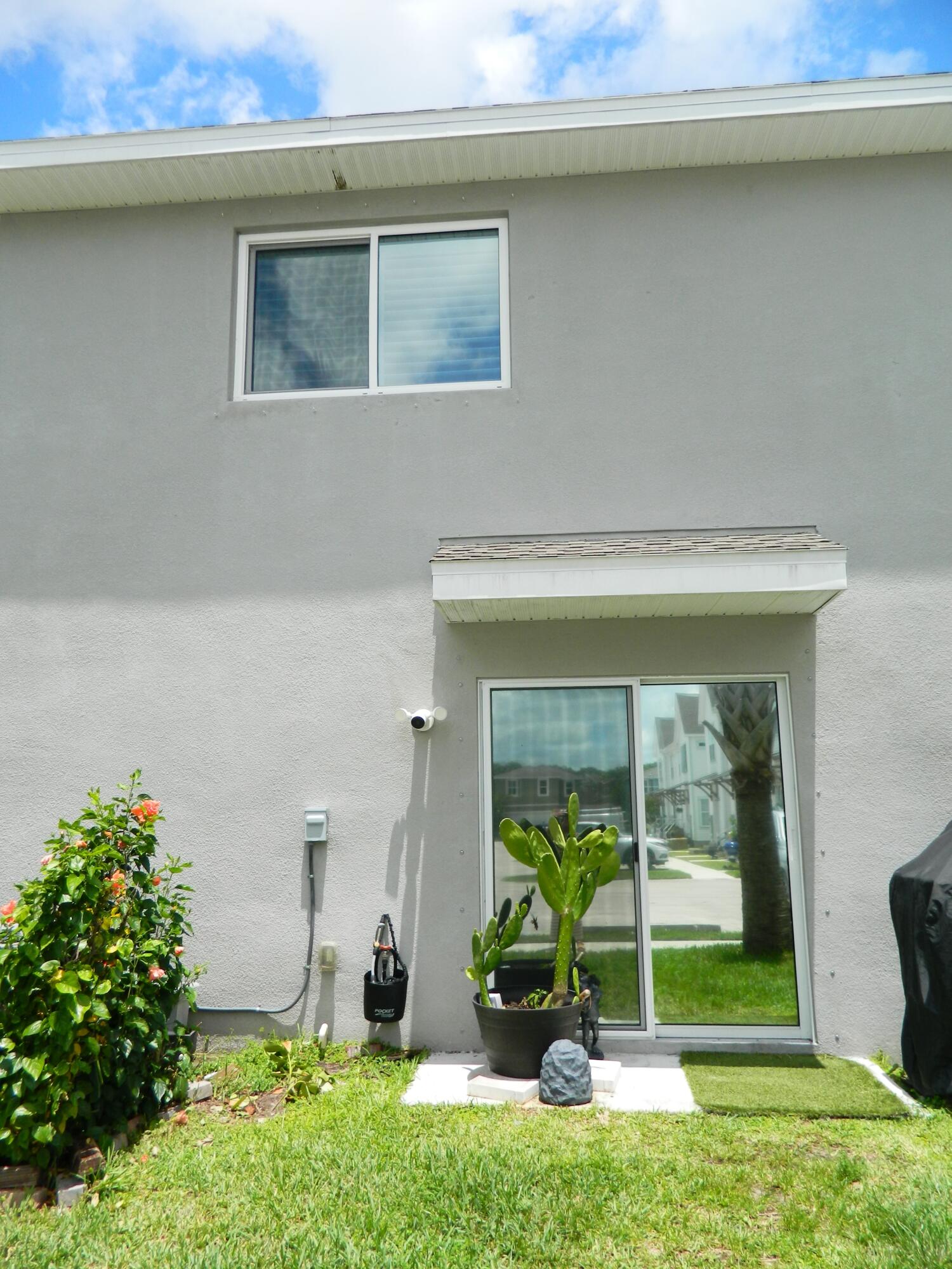 MAGNOLIA TOWNHOMES - Residential Lease