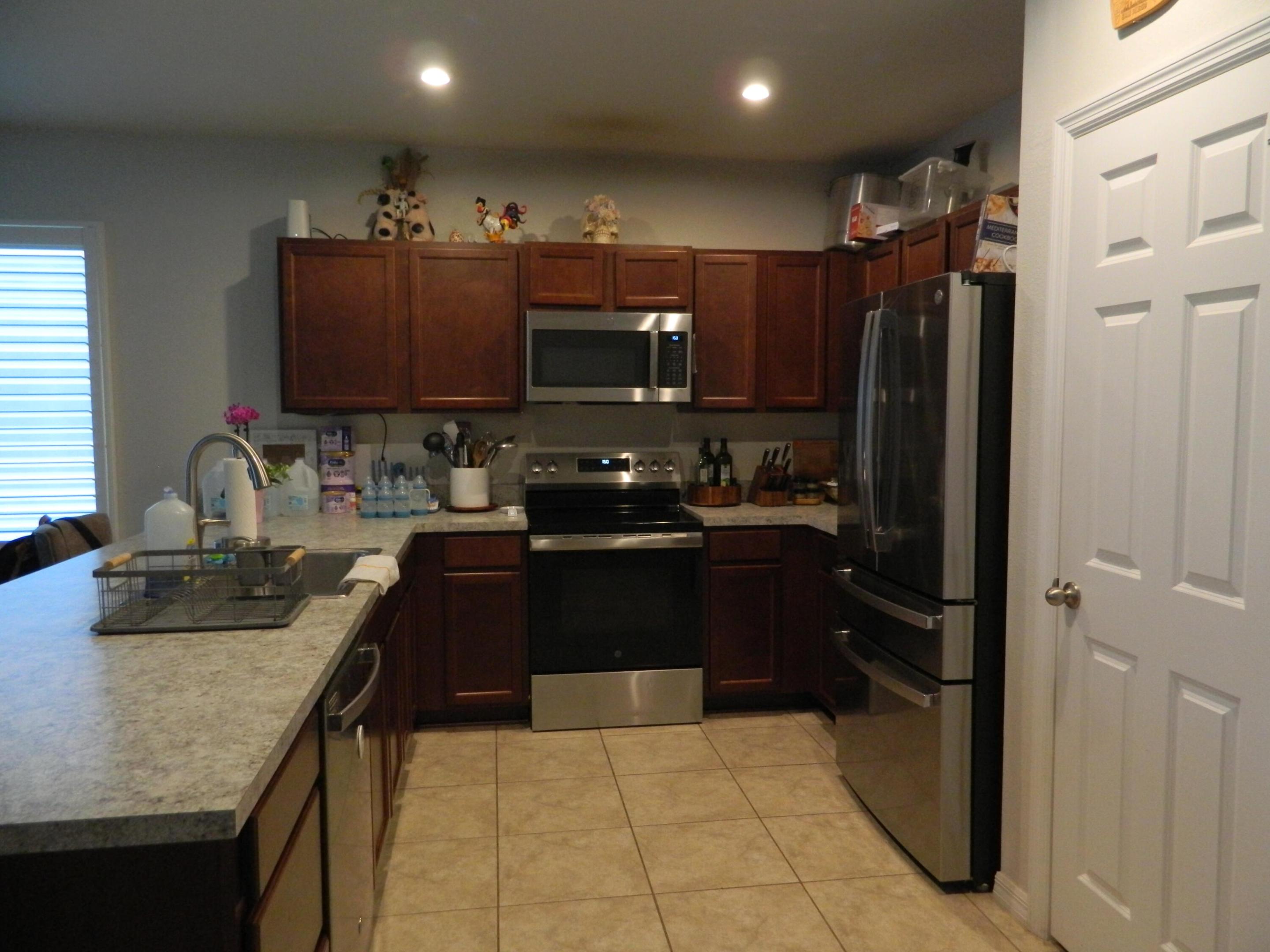 MAGNOLIA TOWNHOMES - Residential Lease