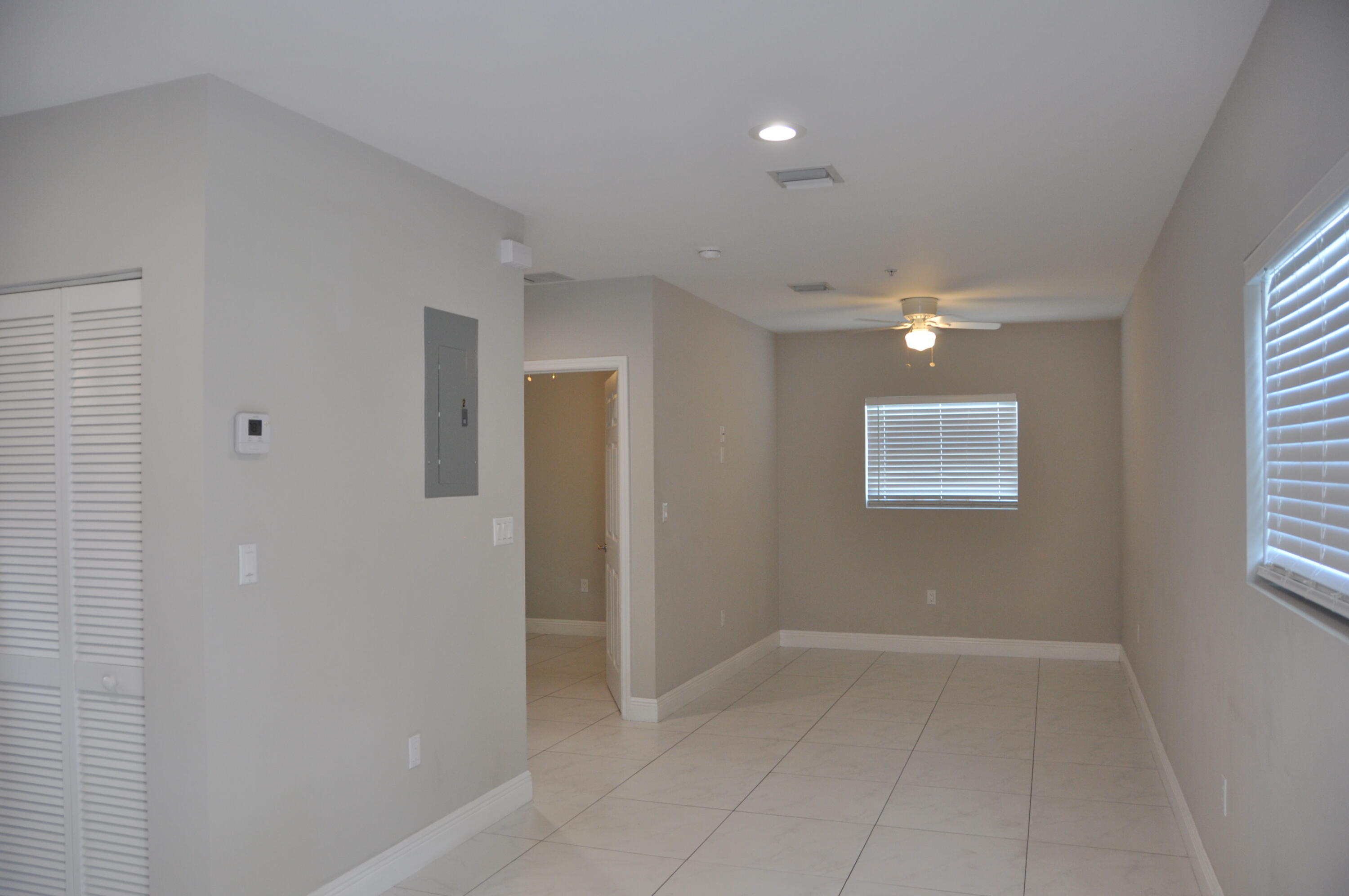 HOME BEAUTIFUL PARK - Residential Lease