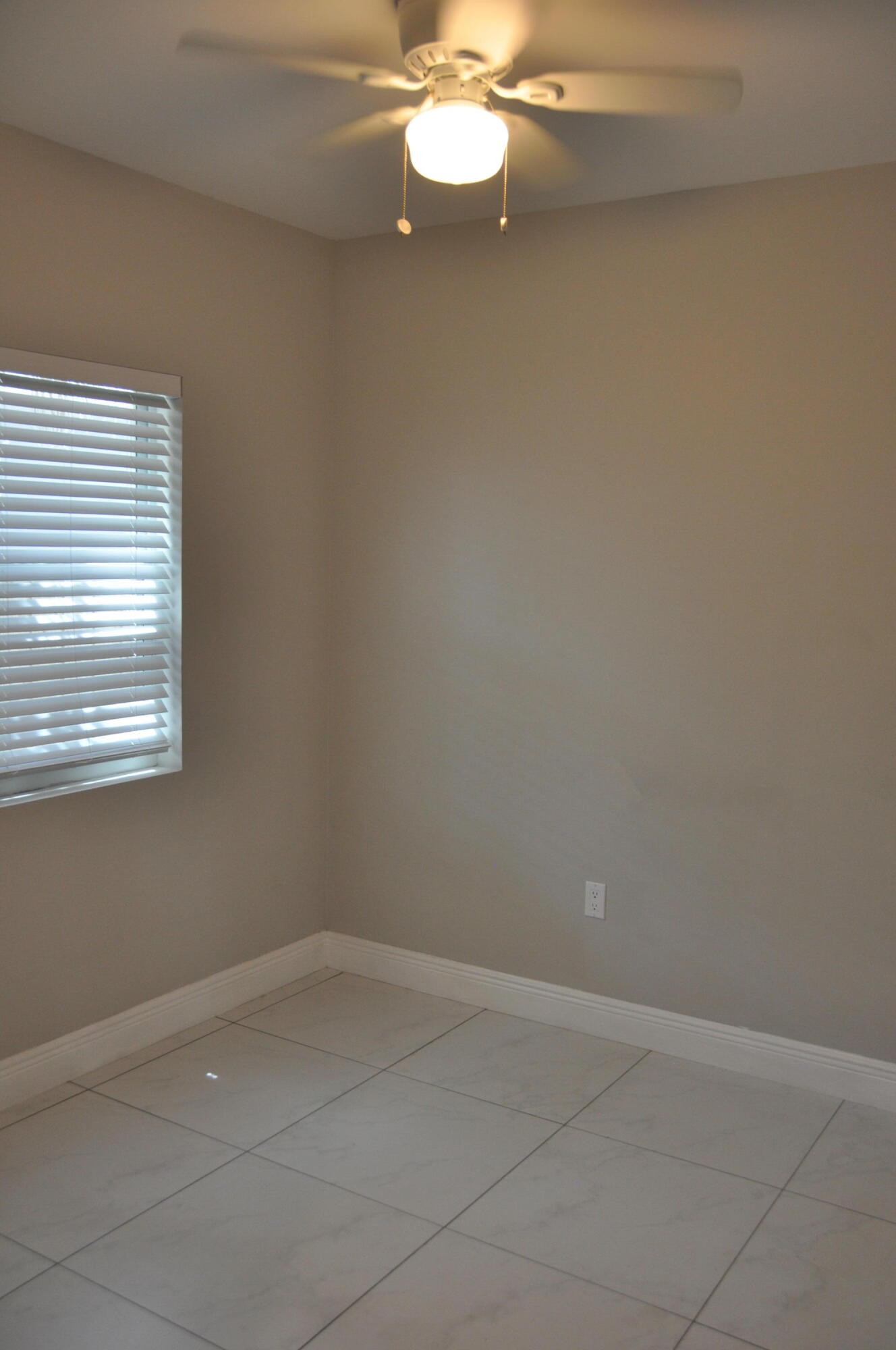 HOME BEAUTIFUL PARK - Residential Lease