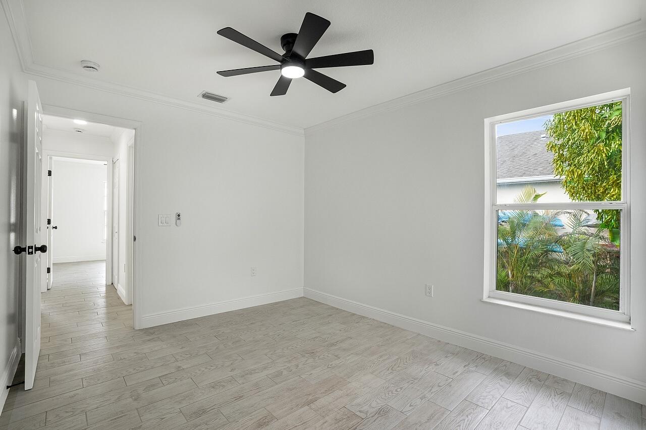 SEBASTIAN HIGHLANDS UNIT 11 - Residential