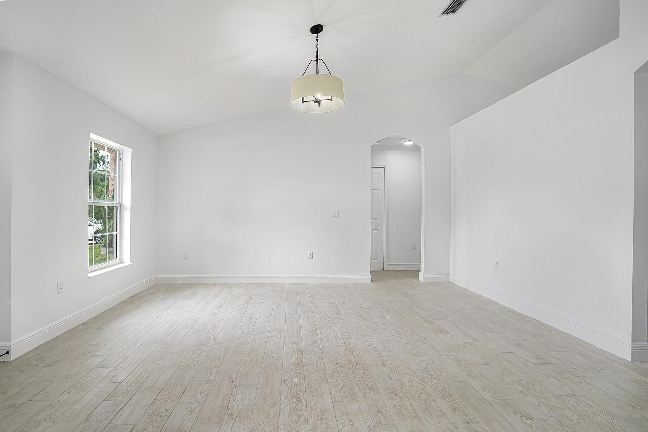 SEBASTIAN HIGHLANDS UNIT 11 - Residential
