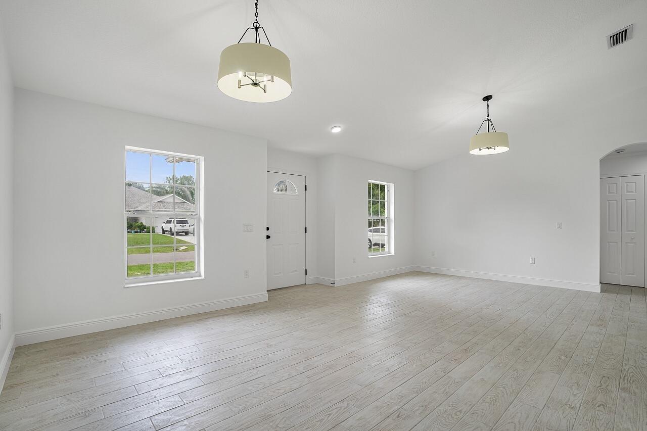 SEBASTIAN HIGHLANDS UNIT 11 - Residential
