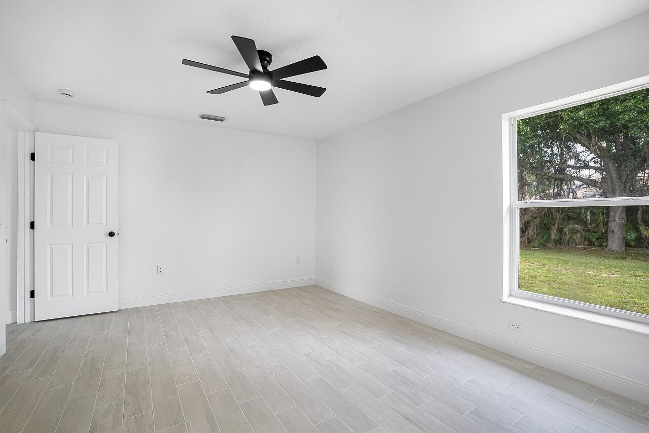 SEBASTIAN HIGHLANDS UNIT 11 - Residential