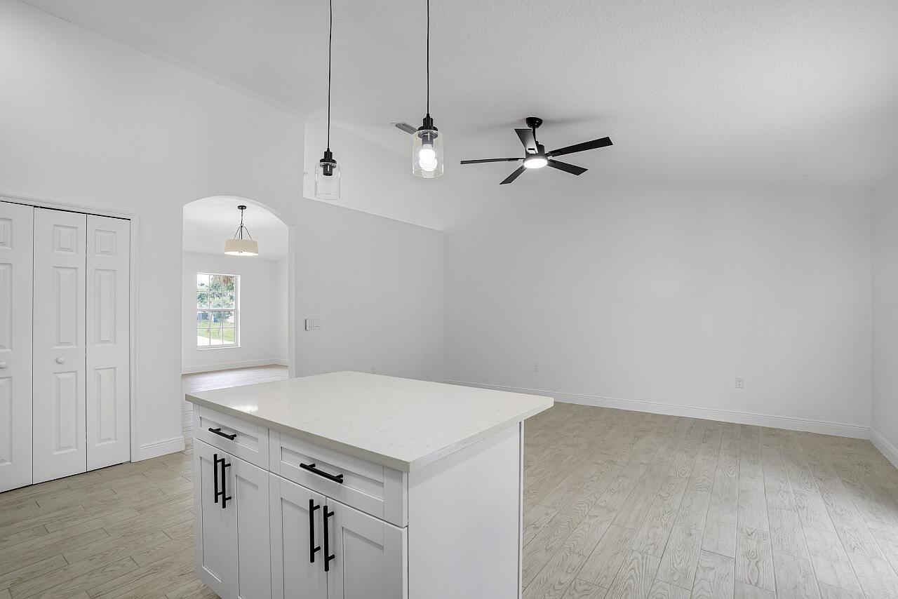 SEBASTIAN HIGHLANDS UNIT 11 - Residential