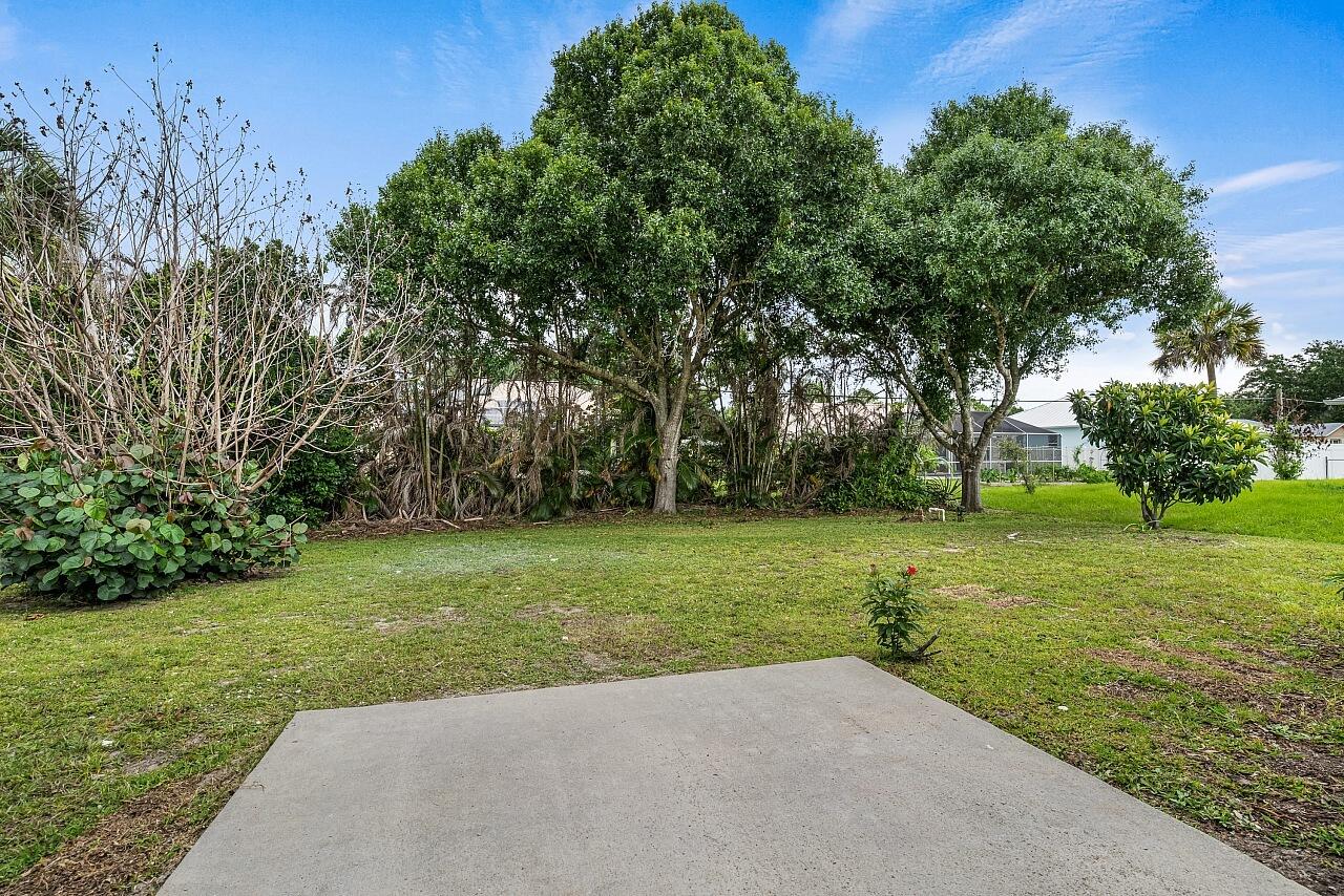 SEBASTIAN HIGHLANDS UNIT 11 - Residential
