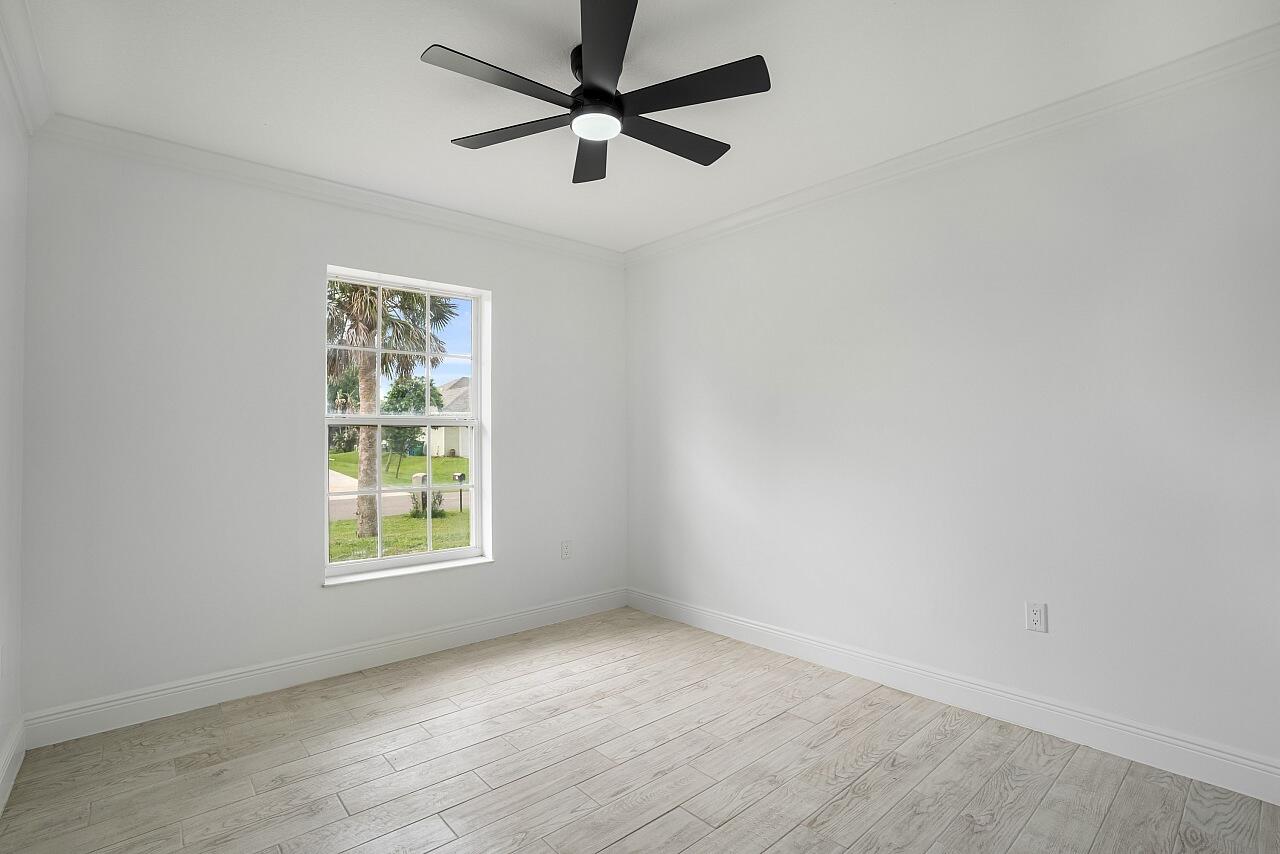 SEBASTIAN HIGHLANDS UNIT 11 - Residential