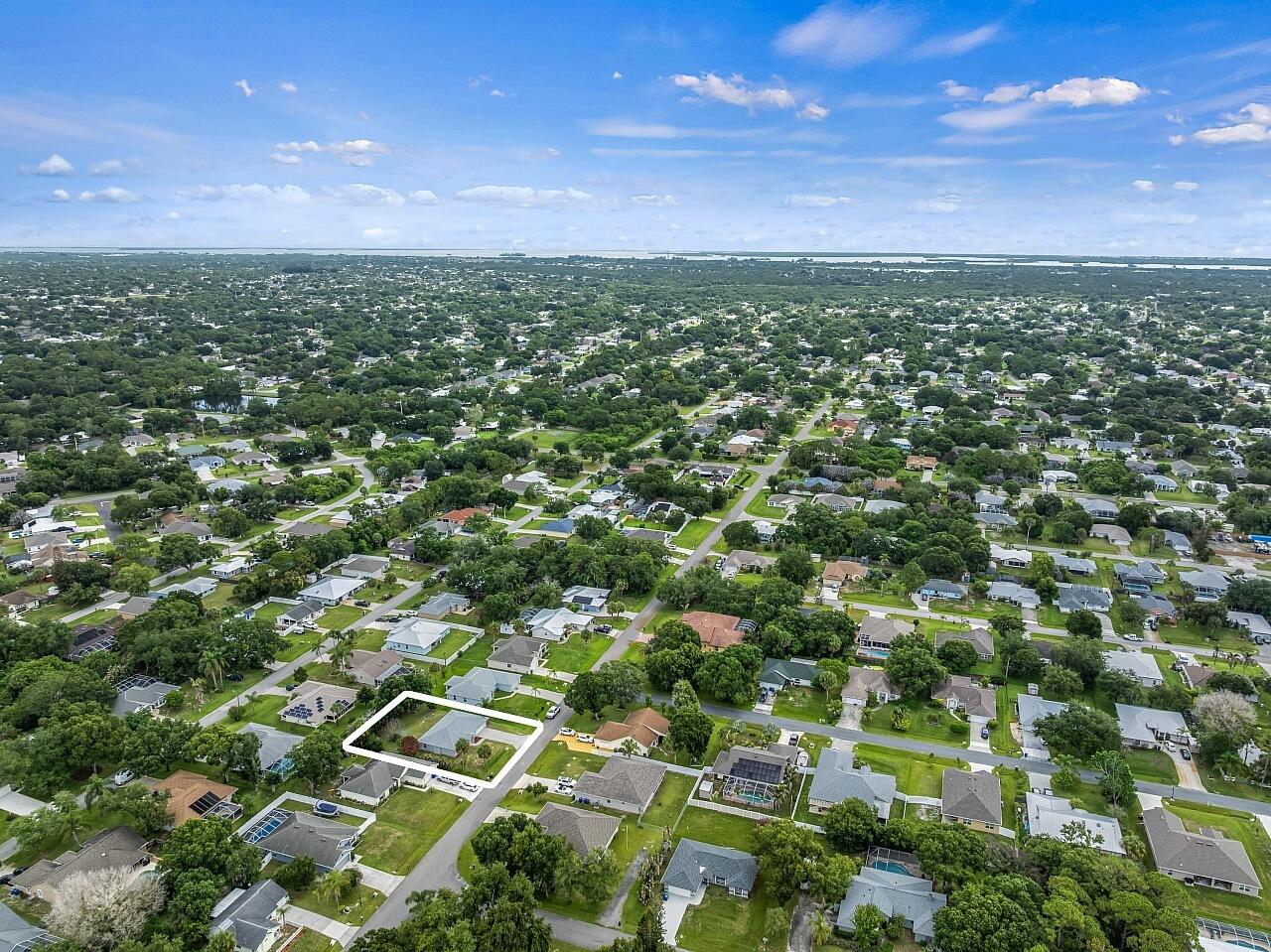 SEBASTIAN HIGHLANDS UNIT 11 - Residential