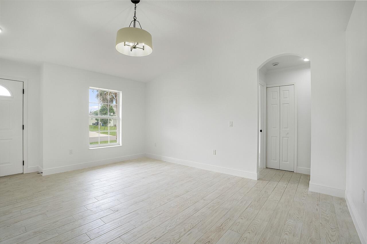 SEBASTIAN HIGHLANDS UNIT 11 - Residential