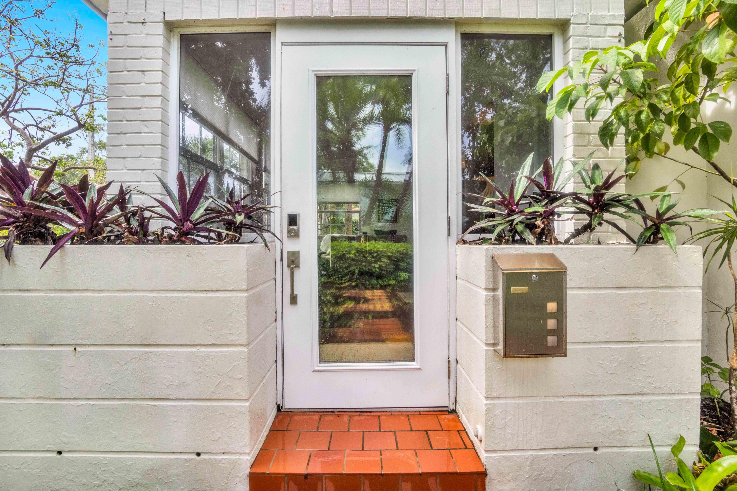 LAKE WORTH TOWN OF - Residential