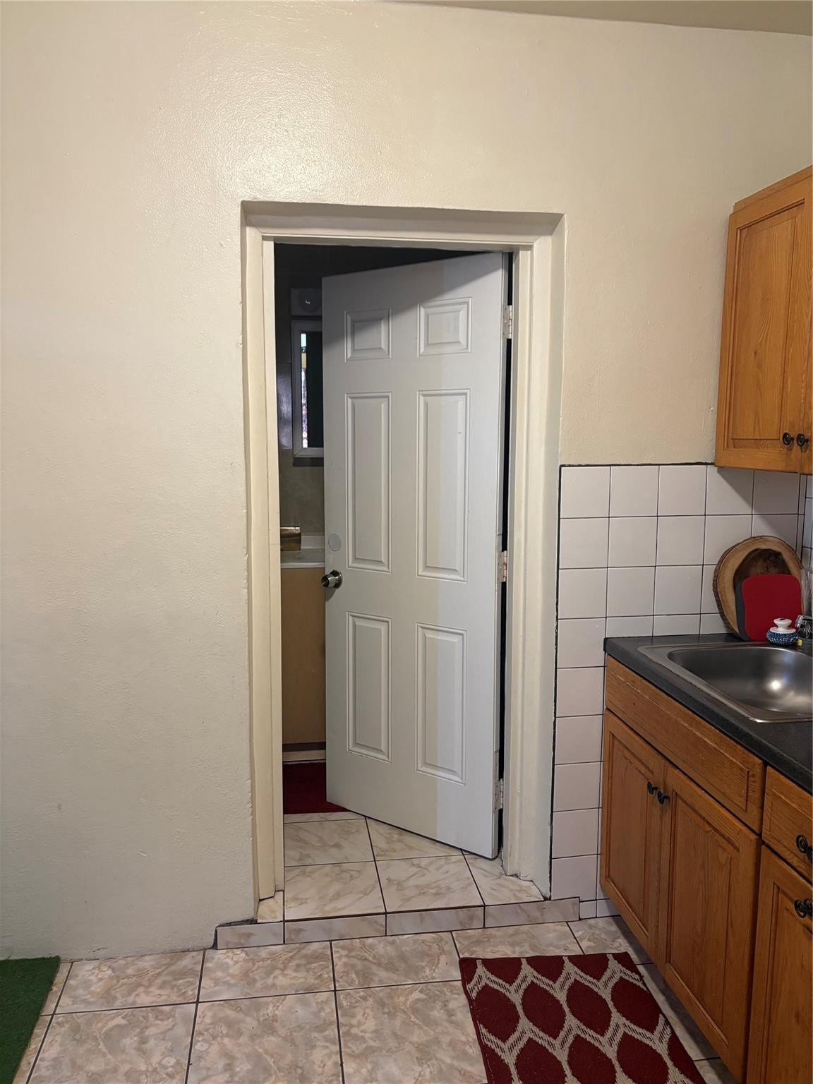 MYRTLE GROVE 1ST ADDN - Residential Lease