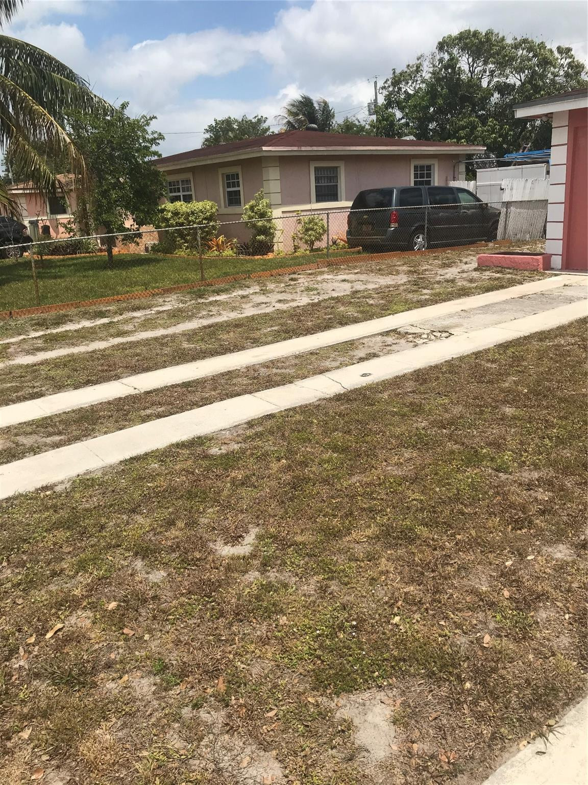 MYRTLE GROVE 1ST ADDN - Residential Lease
