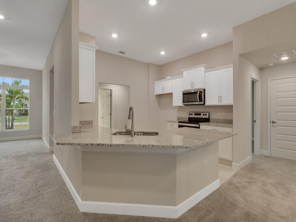 WATERSTONE PHASE THREE - Residential