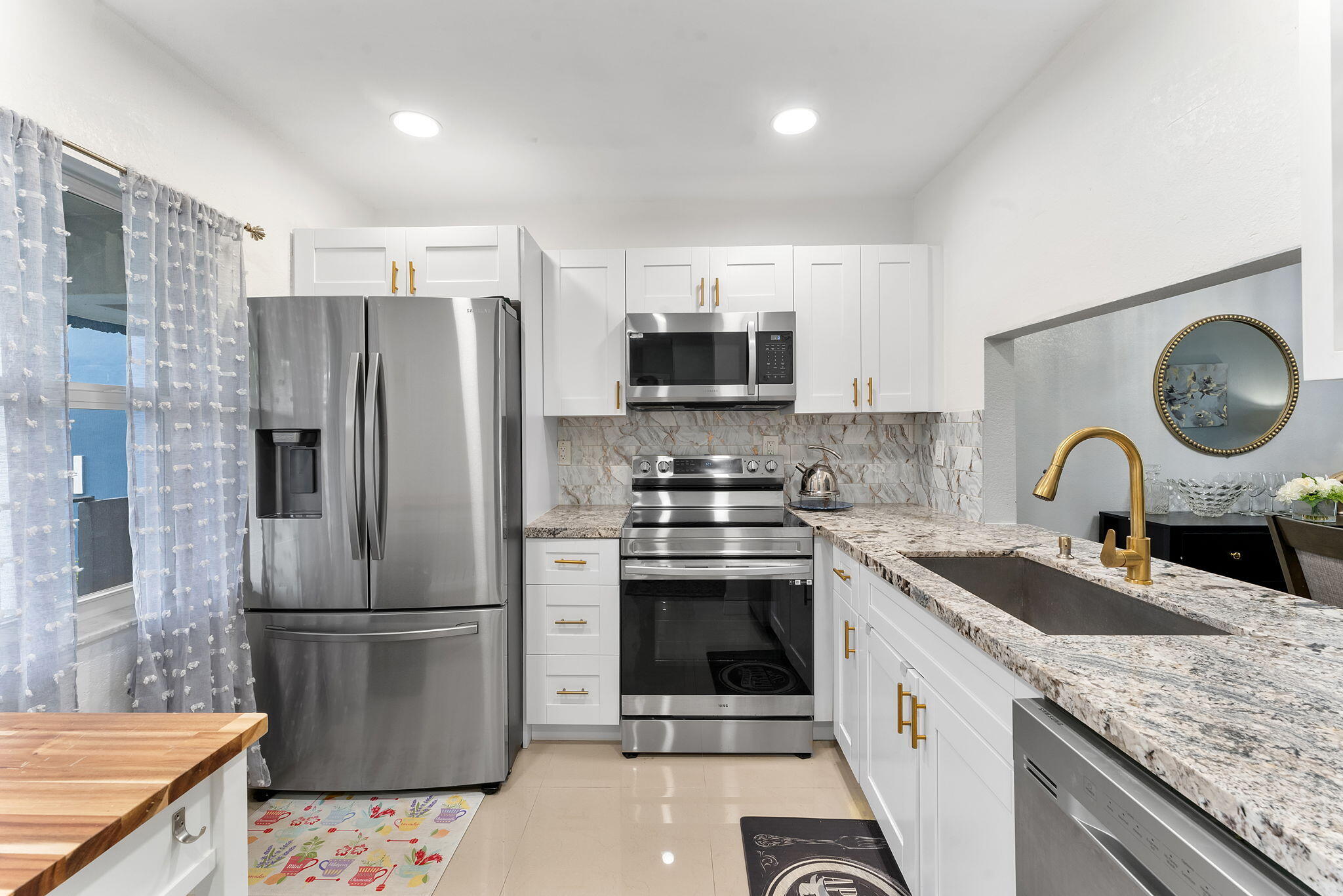 Oriole Golf & Tennis Club - Residential