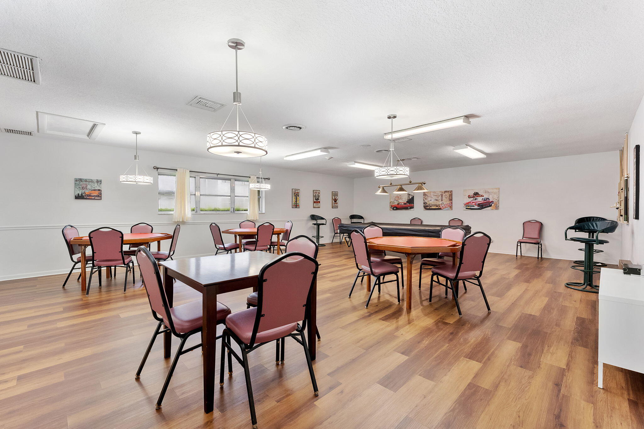 Oriole Golf & Tennis Club - Residential