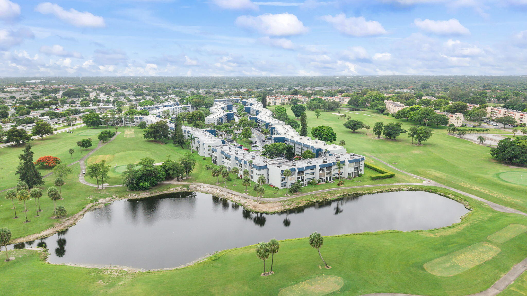 Oriole Golf & Tennis Club - Residential