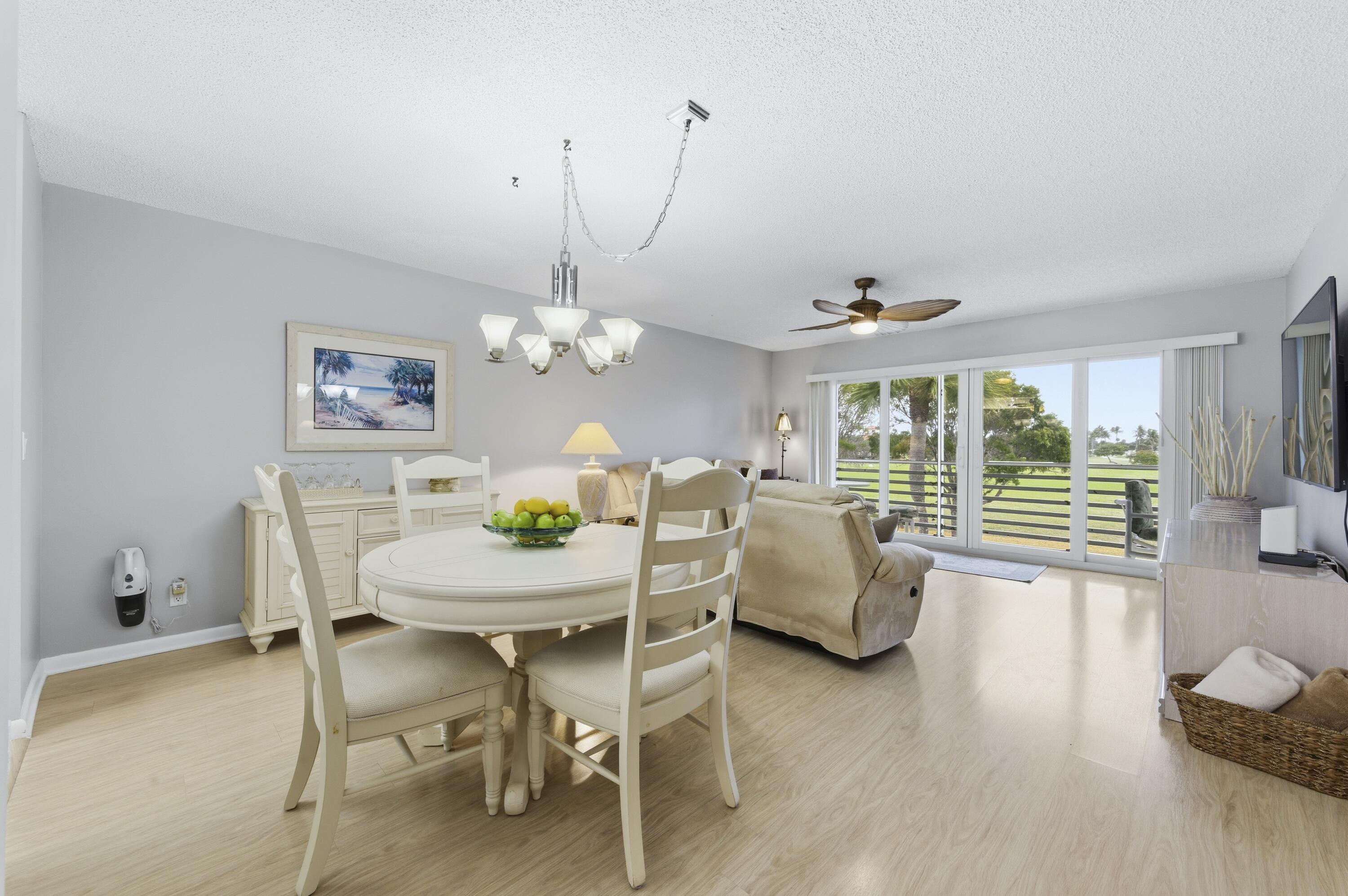 VILLAS ON THE GREEN CONDO - Residential Lease