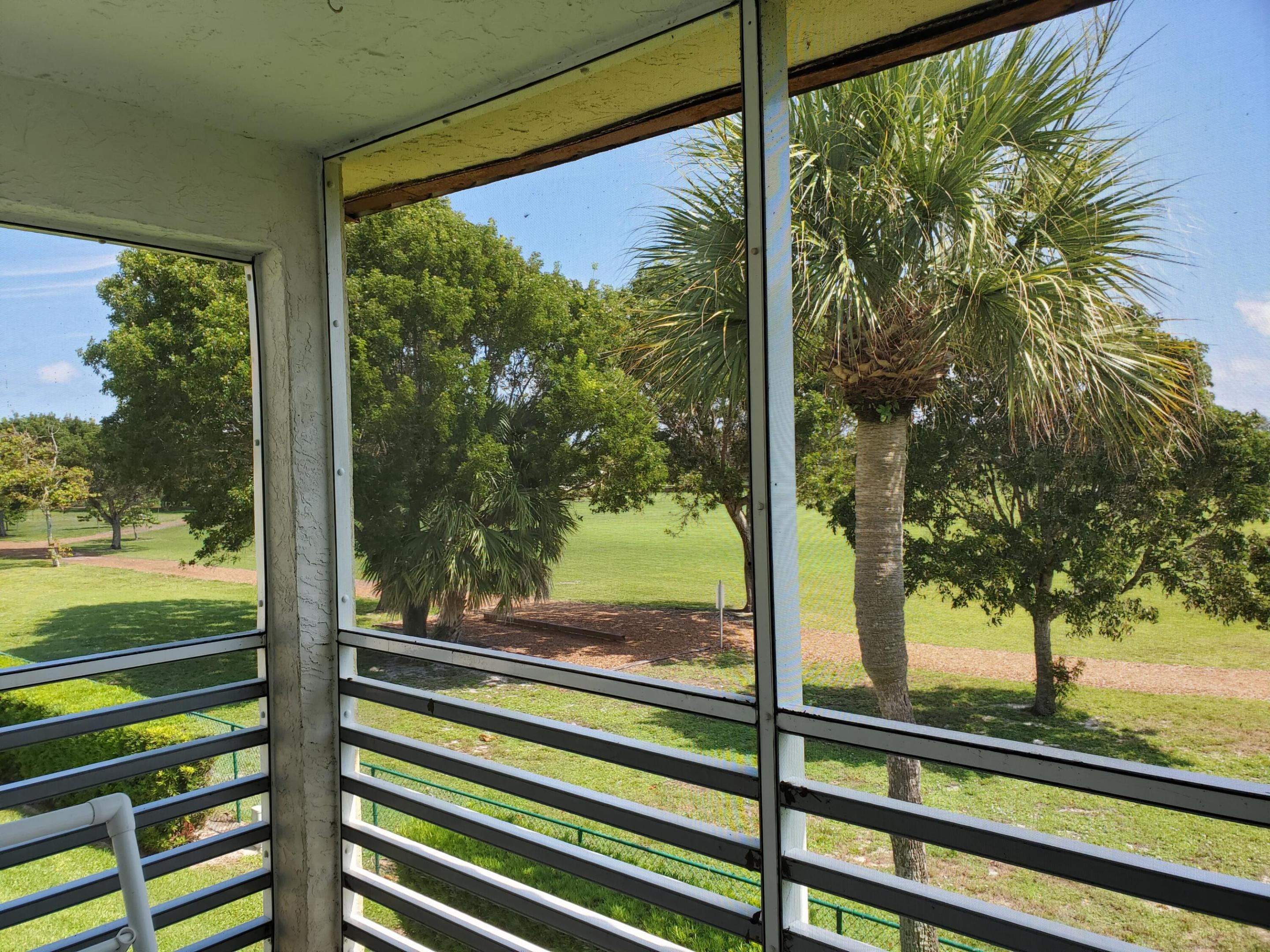 VILLAS ON THE GREEN CONDO - Residential Lease