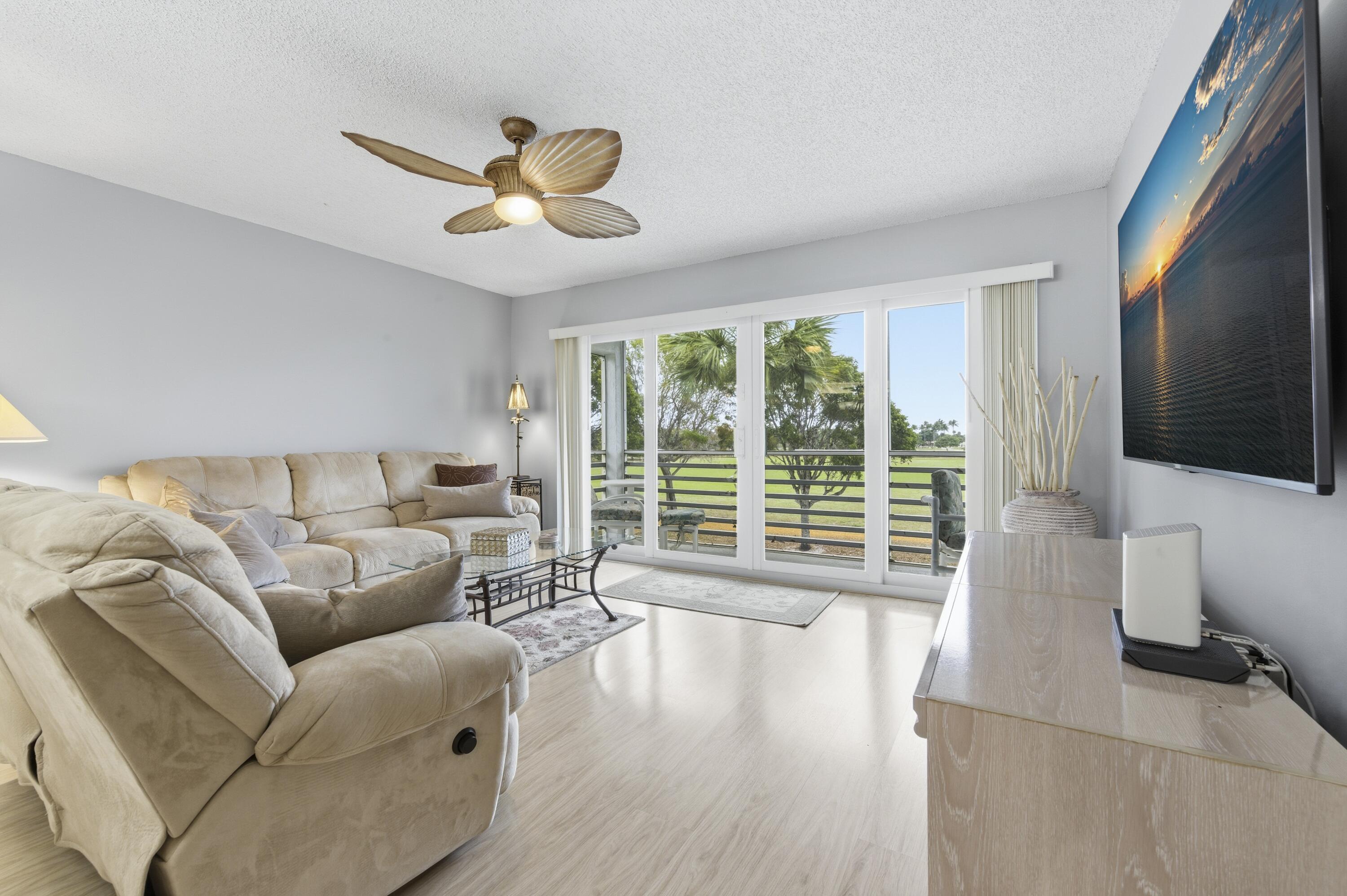 VILLAS ON THE GREEN CONDO - Residential Lease