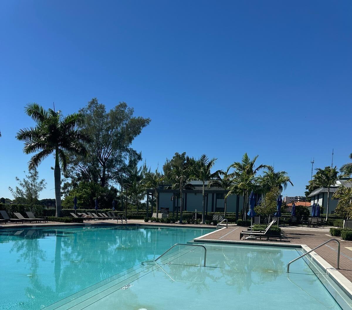 VIA VENTURA NEIGHBORHOOD 2 - Residential Lease
