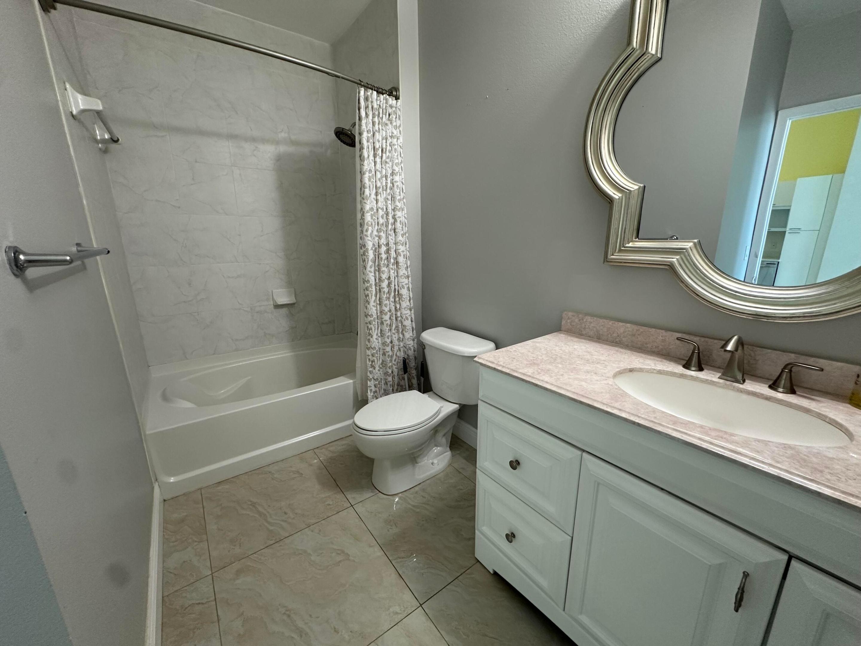THE LOFT DOWNTOWN CONDO - Residential Lease