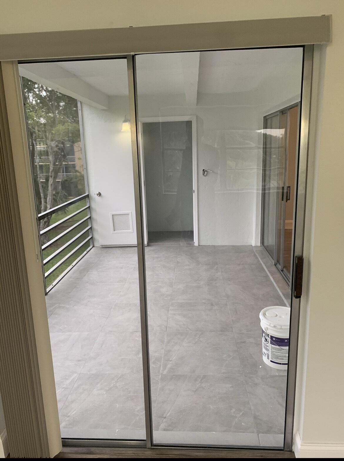 BOCA ENTRADA - Residential