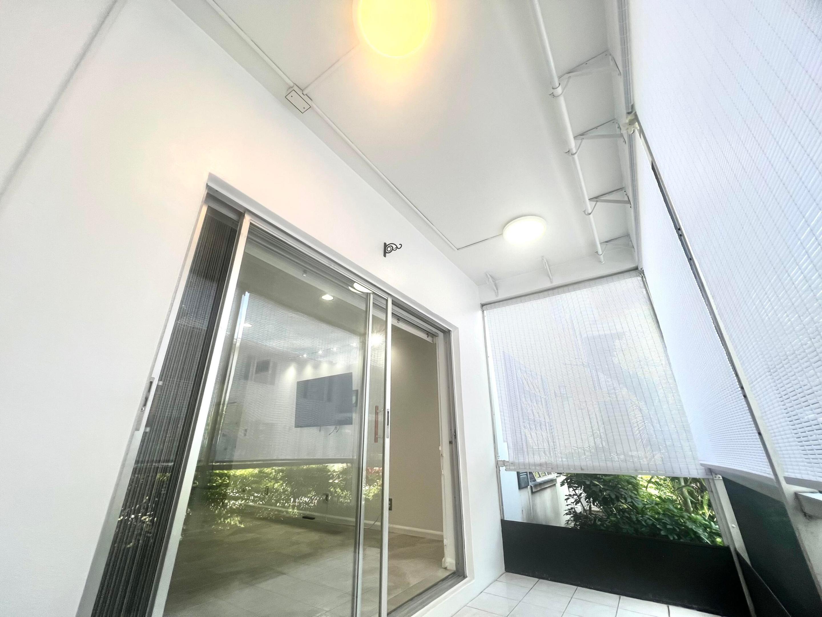 IMPERIAL POINT COLONNADES CONDO - Residential