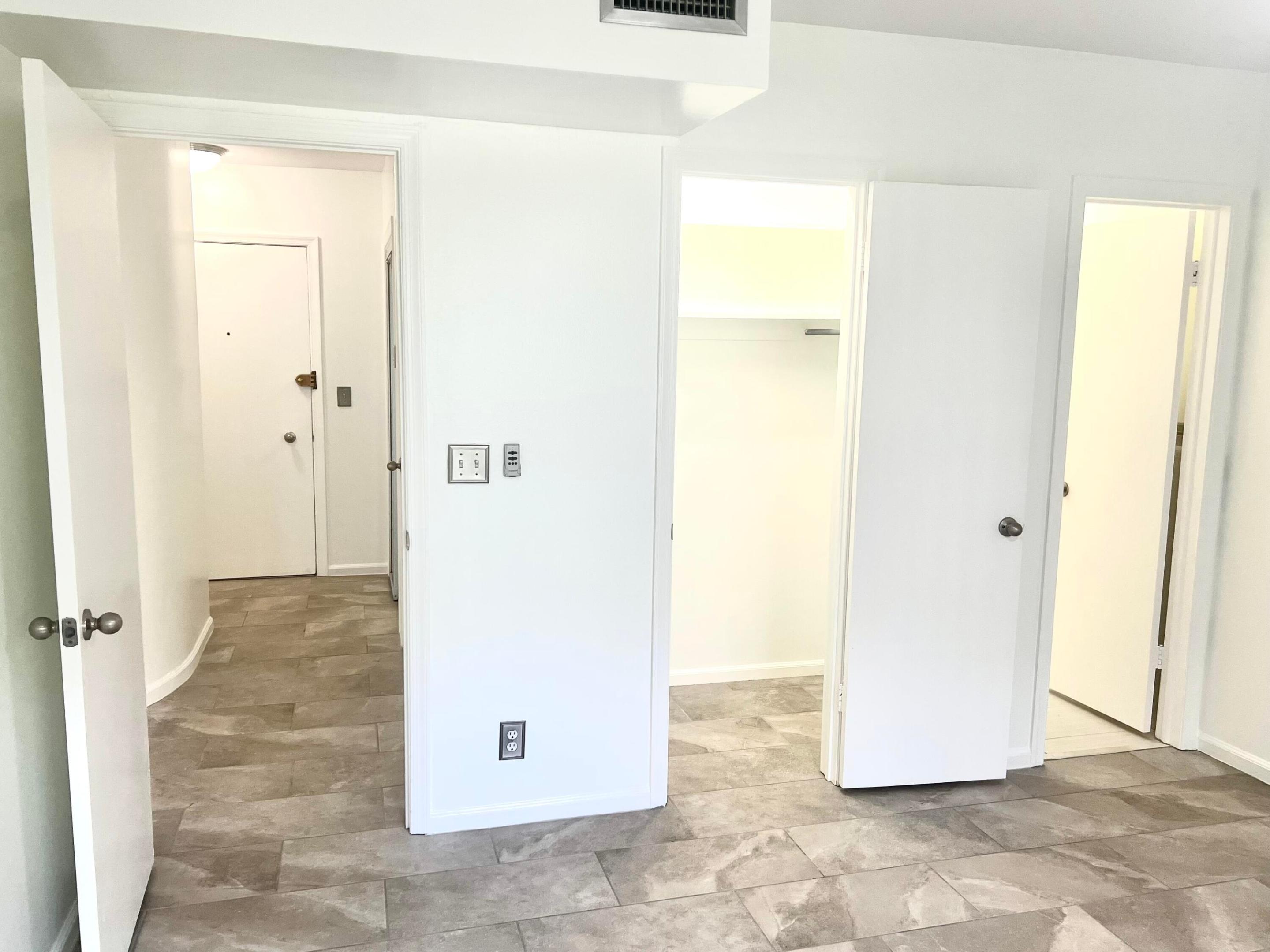 IMPERIAL POINT COLONNADES CONDO - Residential