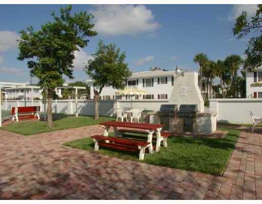 IMPERIAL POINT COLONNADES CONDO - Residential