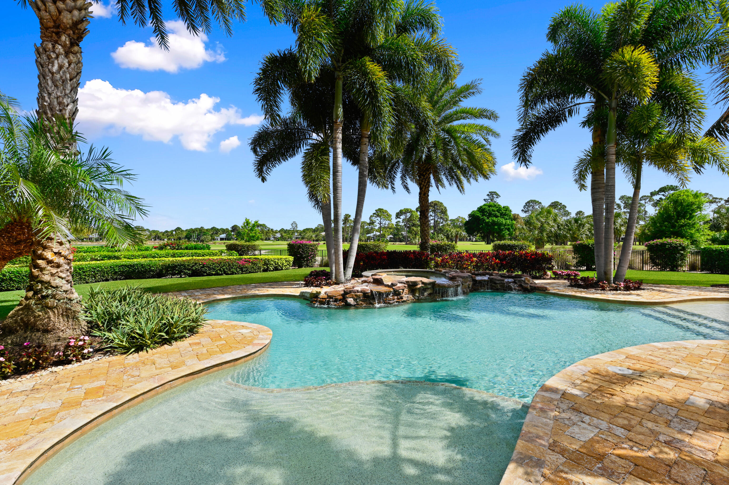 OLD PALM 3 - Residential