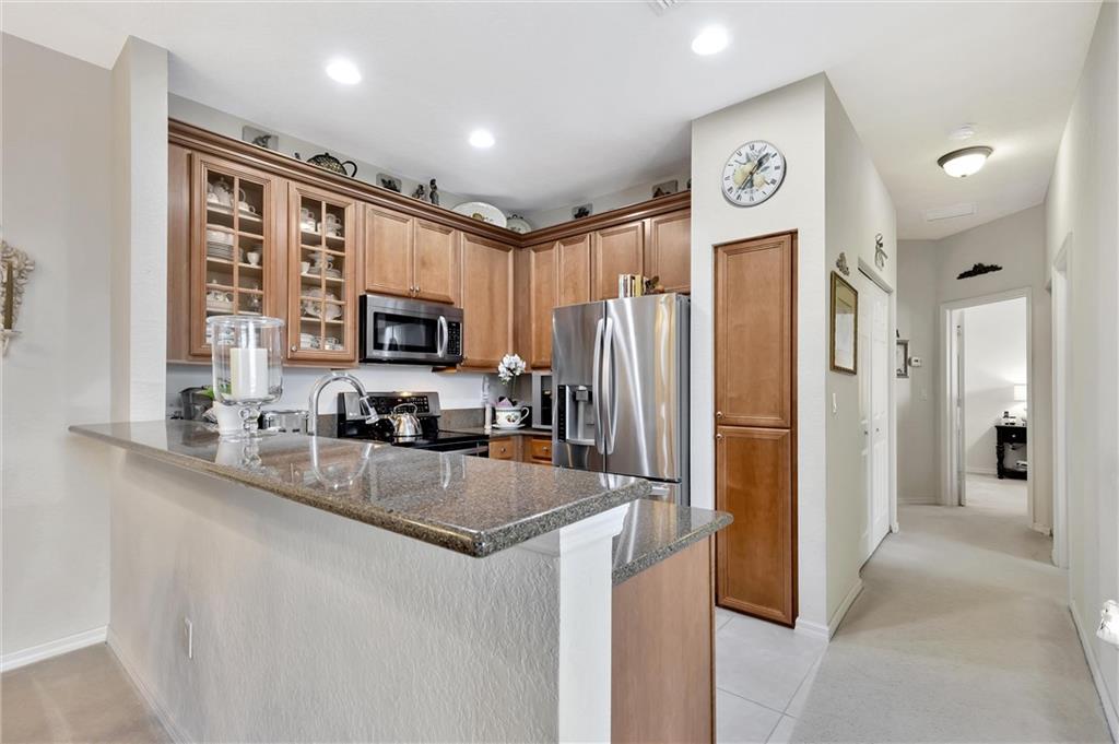 HAMPTON HILLS CONDO - Residential